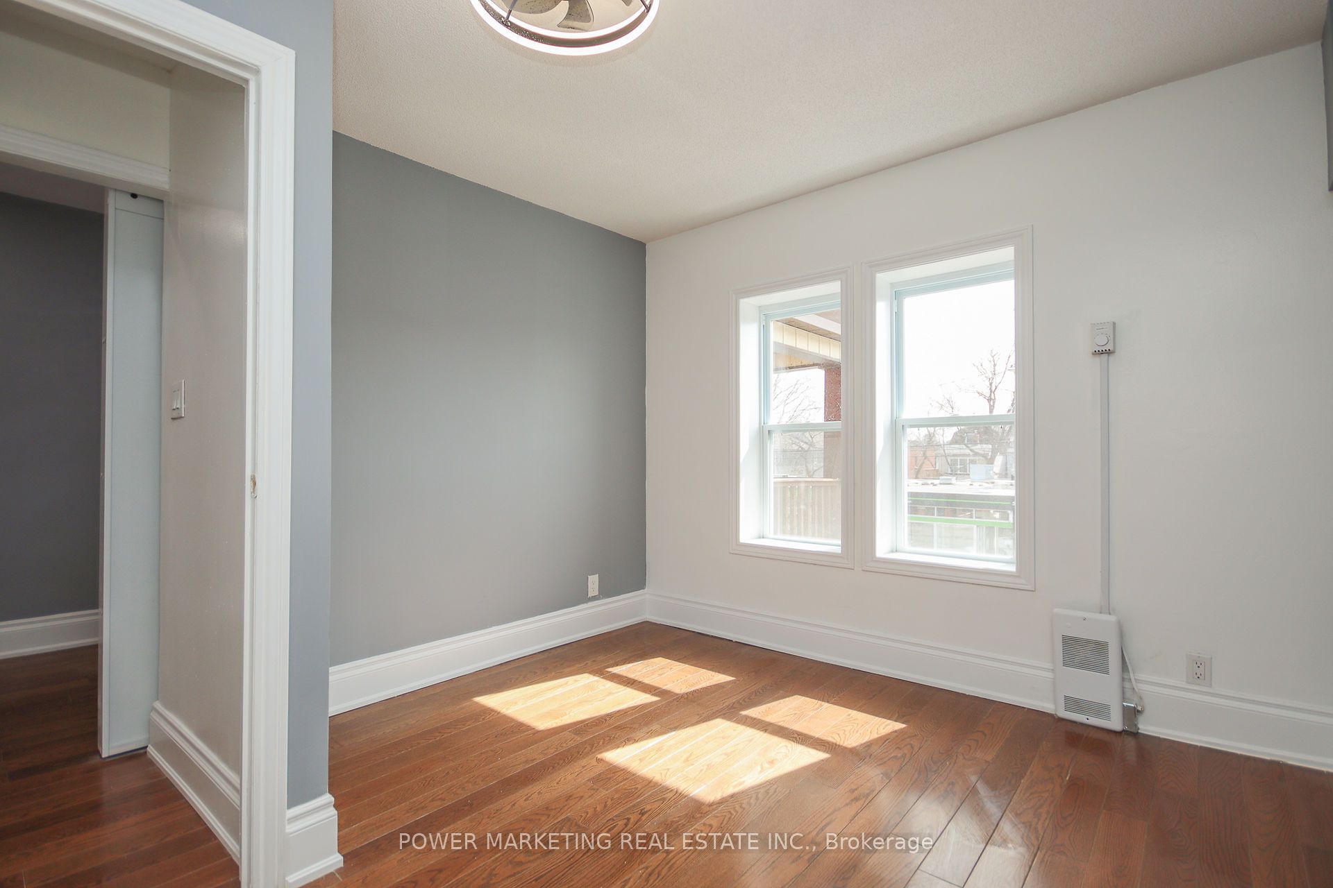 569 Gladstone Avenue Property Photo 18