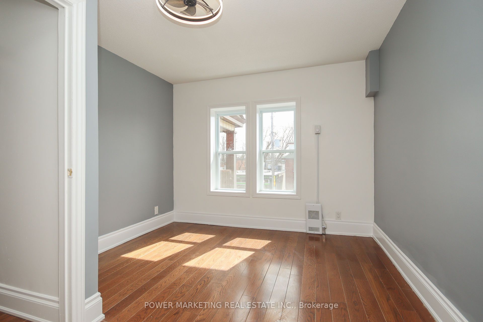 569 Gladstone Avenue Property Photo 21