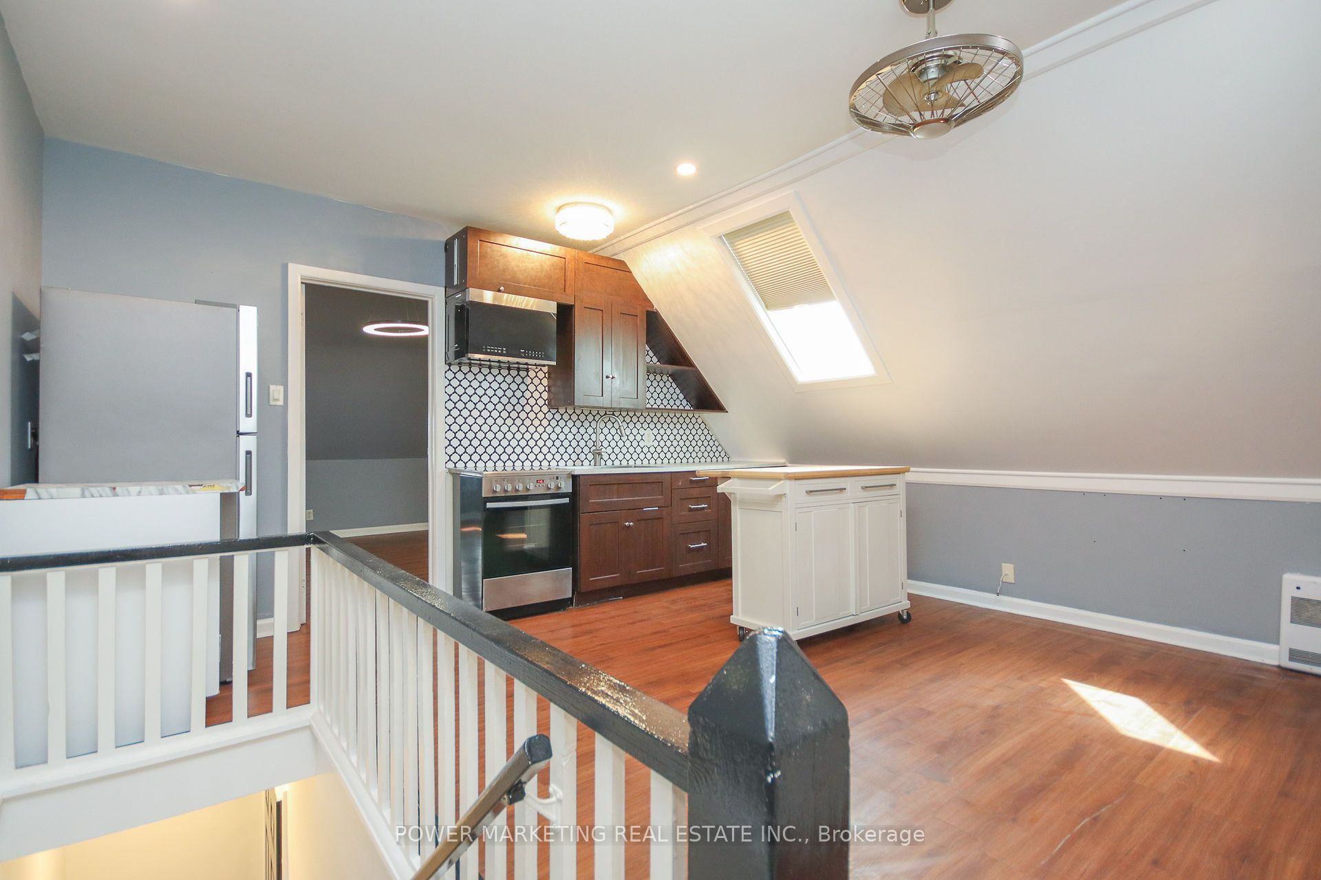 569 Gladstone Avenue Property Photo 35