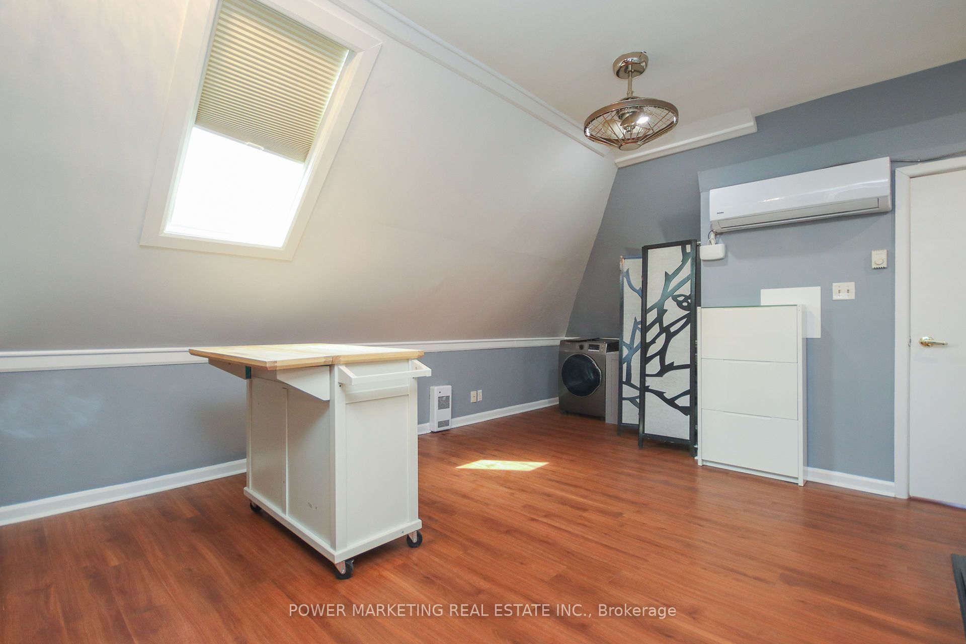 569 Gladstone Avenue Property Photo 40
