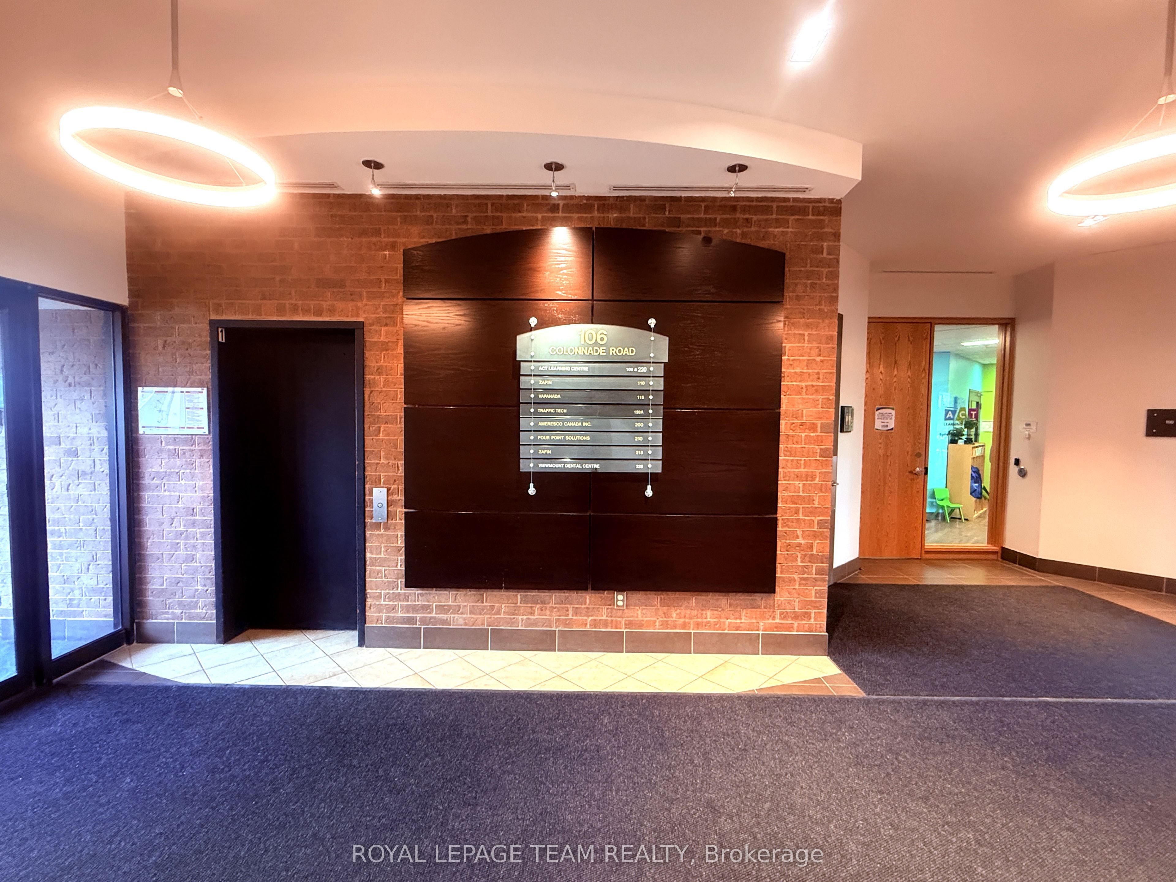 #115 - 106 Colonnade Road Property Photo 4