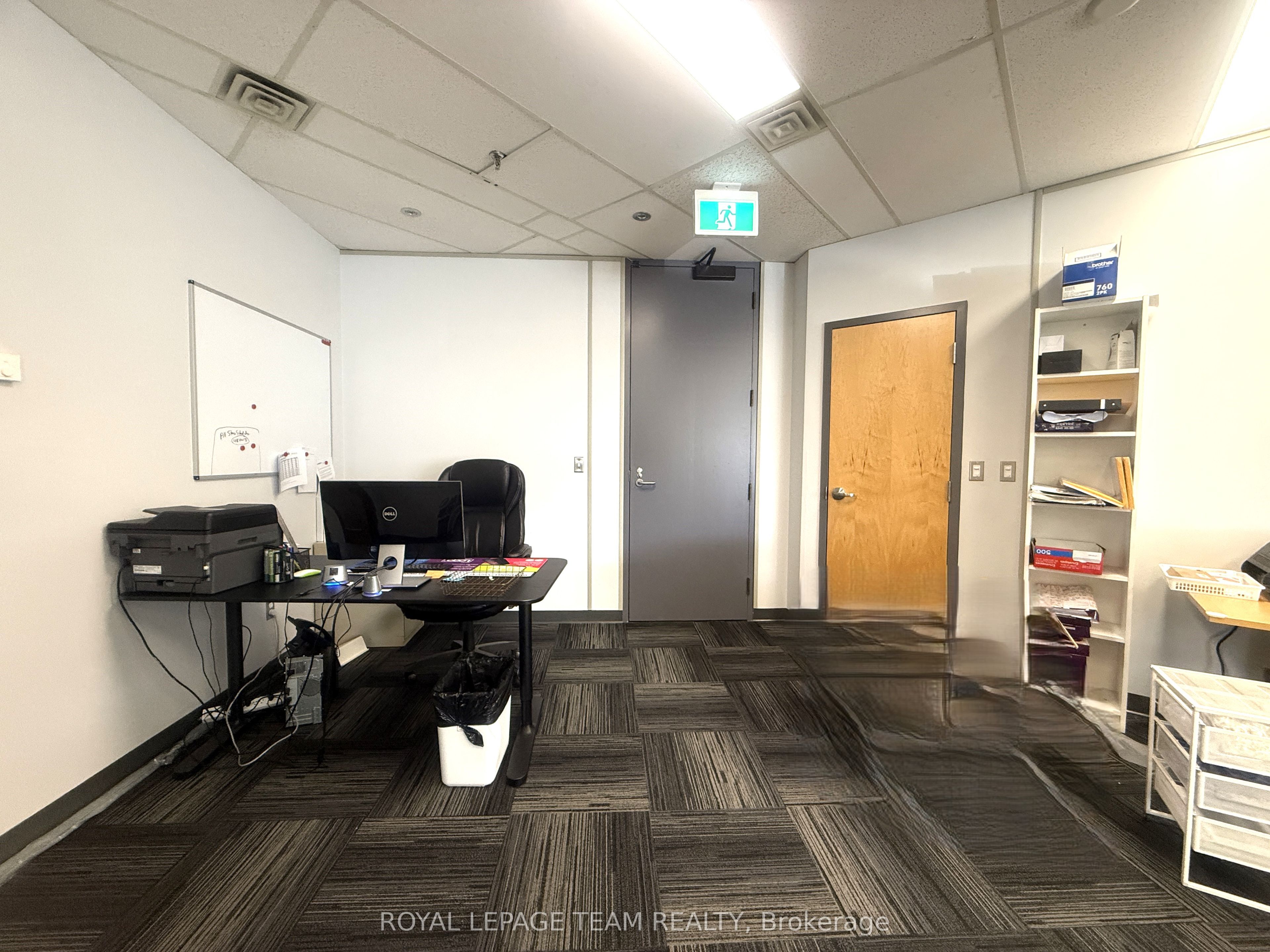 #115 - 106 Colonnade Road Property Photo 8
