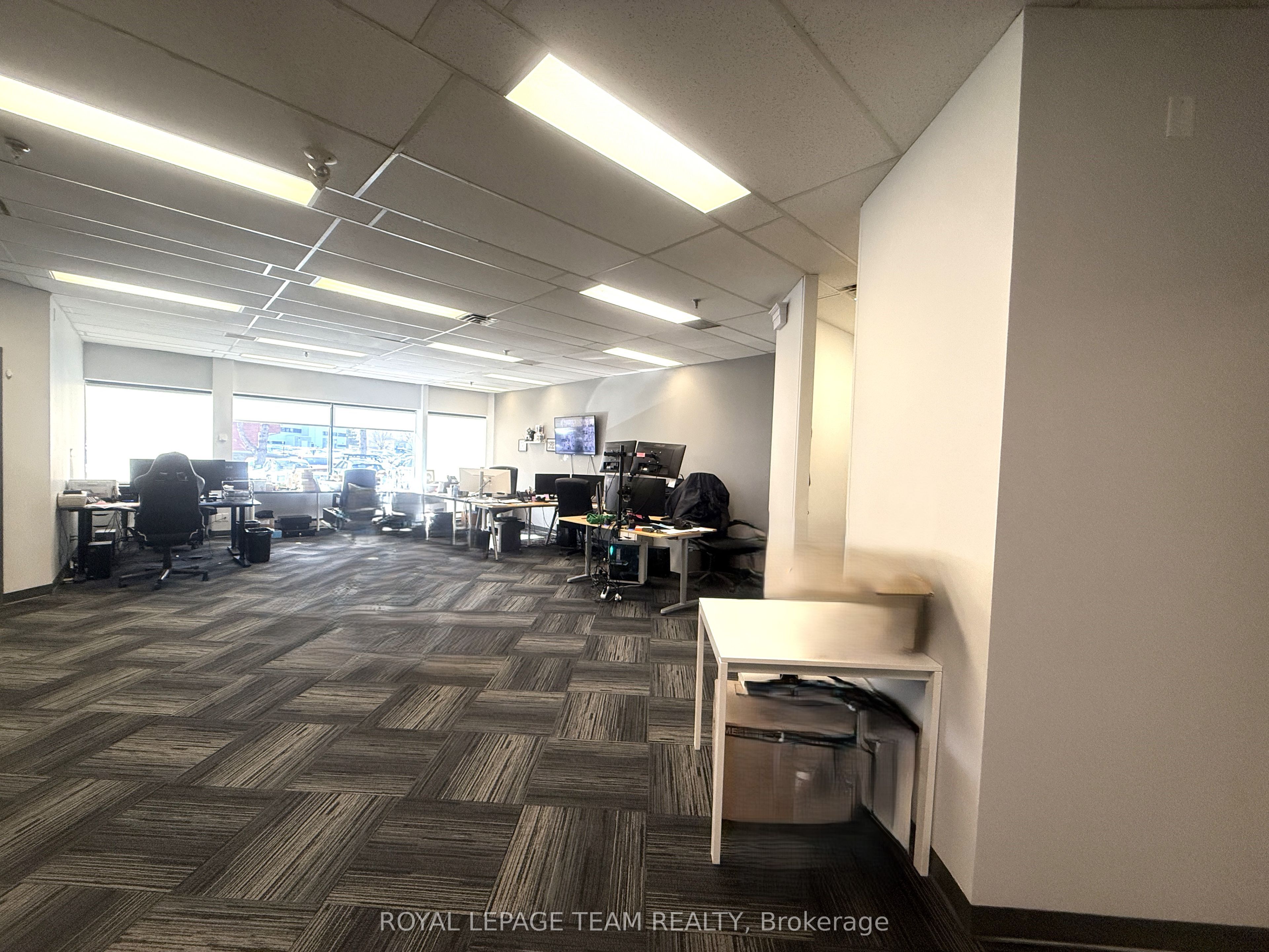 #115 - 106 Colonnade Road Property Photo 9