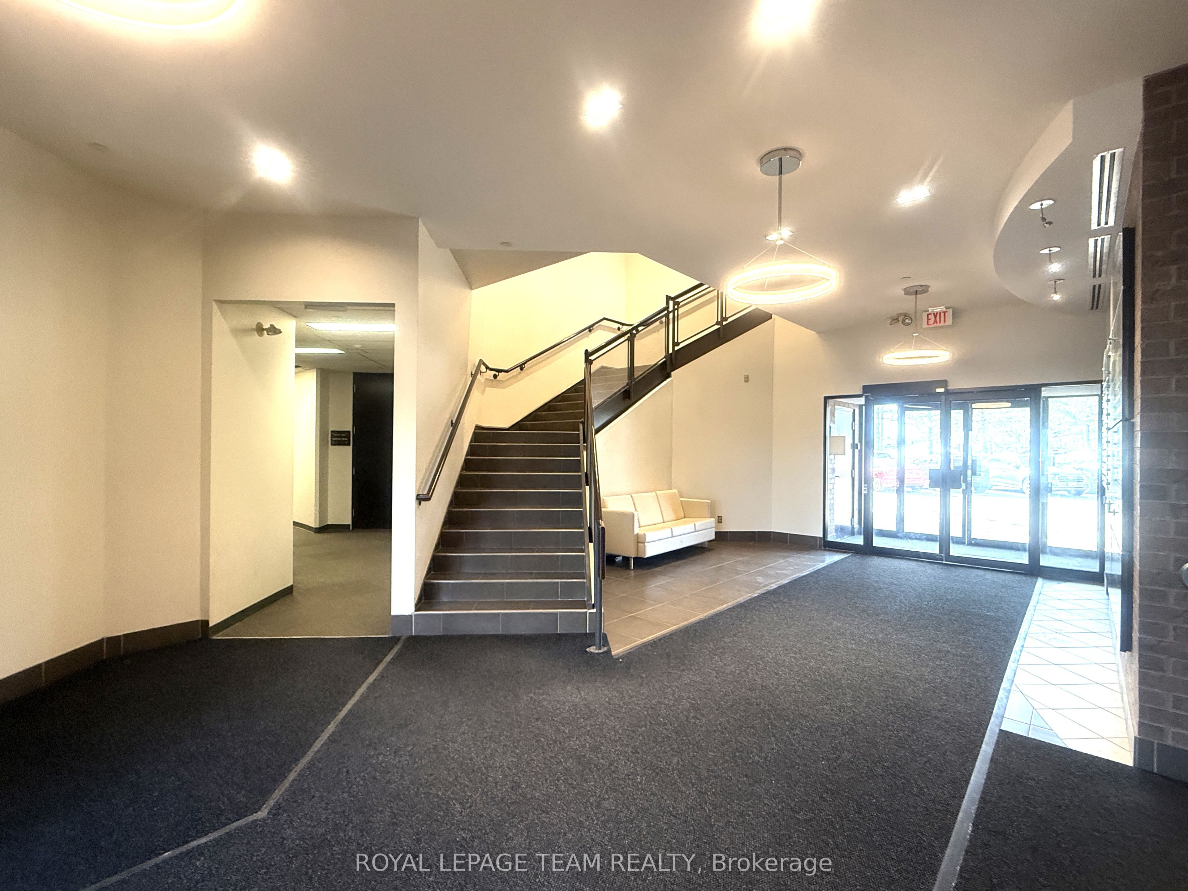 #115 - 106 Colonnade Road Property Photo 11