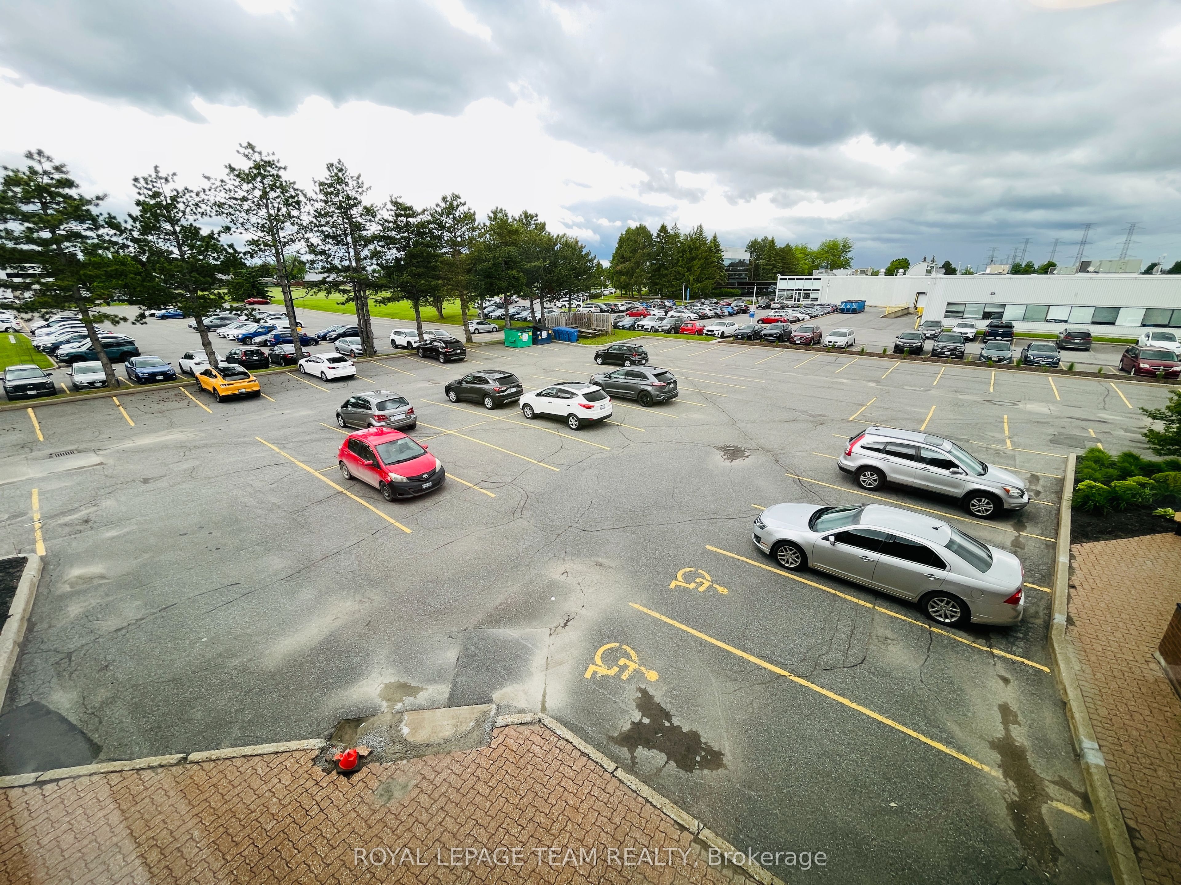 #115 - 106 Colonnade Road Property Photo 12