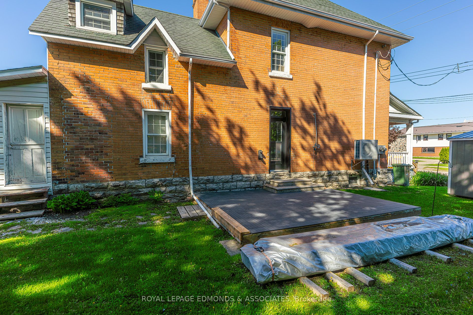 281 Trafalgar Road Property Photo 5