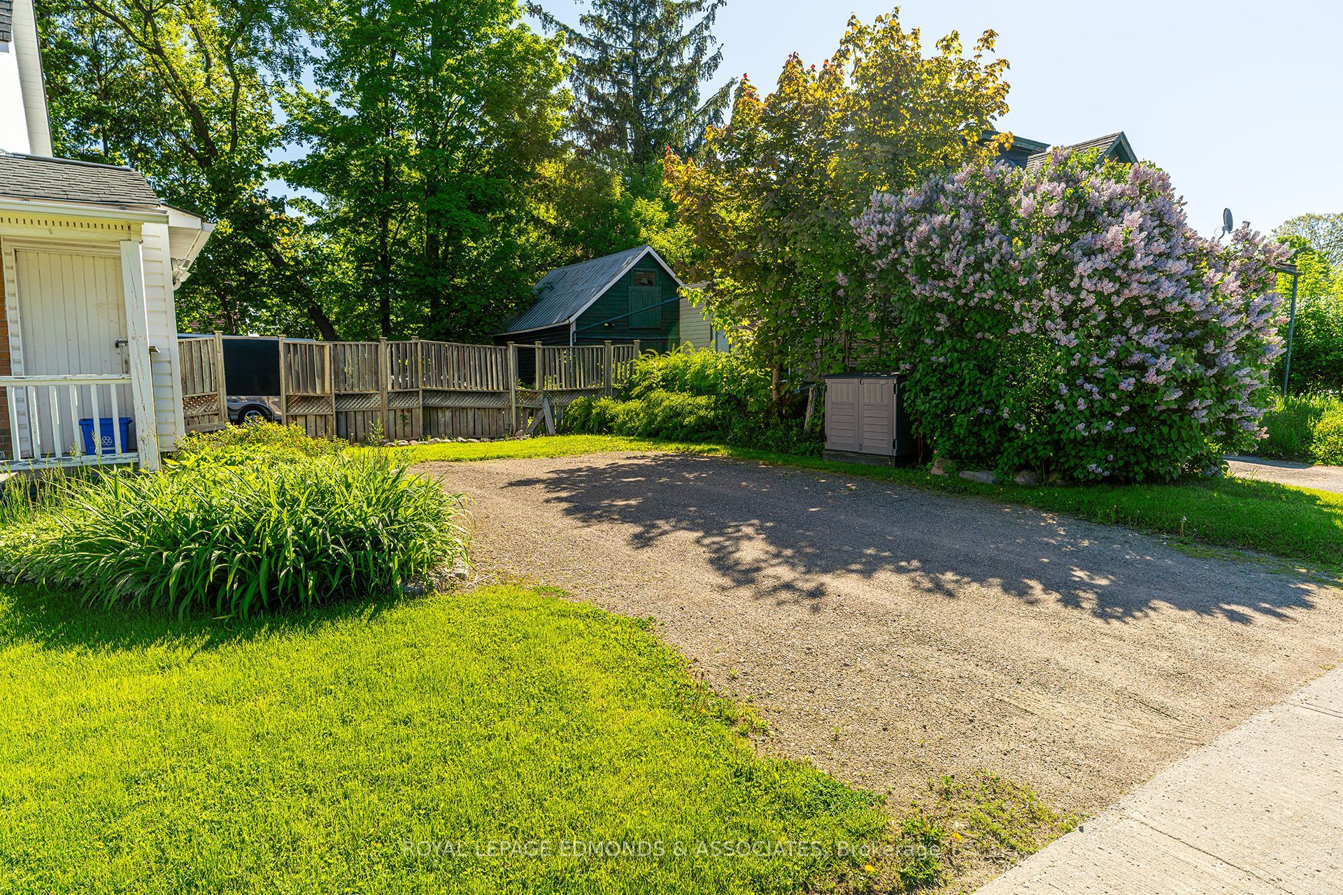 281 Trafalgar Road Property Photo 8