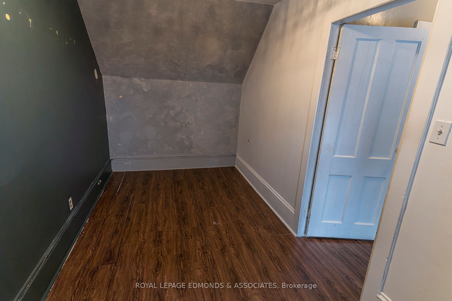281 Trafalgar Road Property Photo 45
