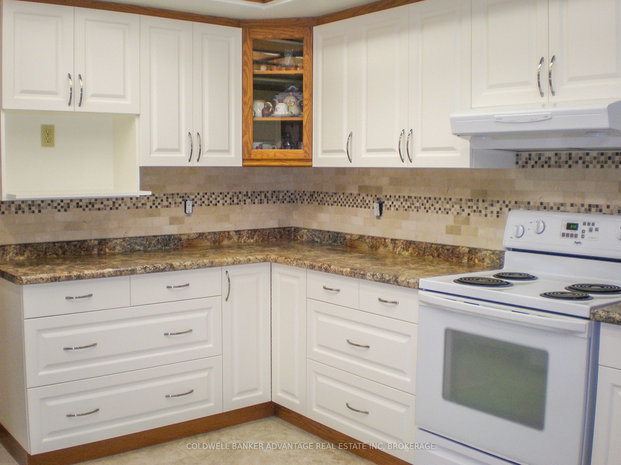 5445 Glenholme Avenue Property Photo 20
