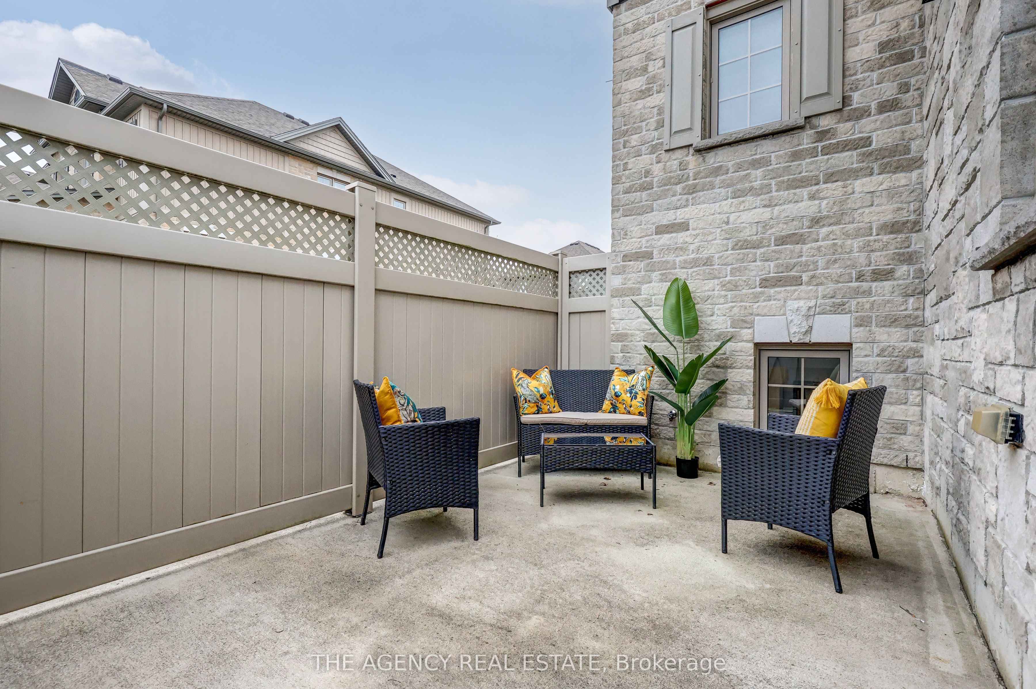 3200 Singleton Avenue 82 Property Photo 18