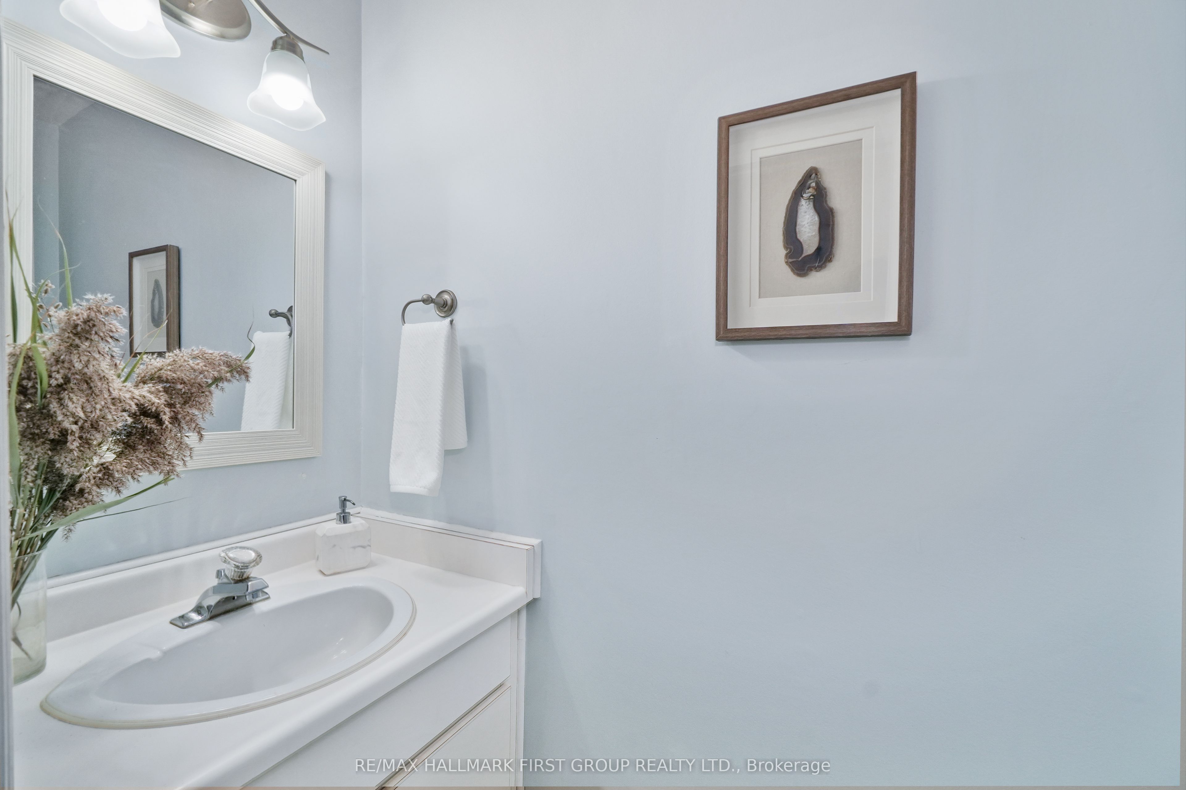 16 Anne Street Property Photo 40