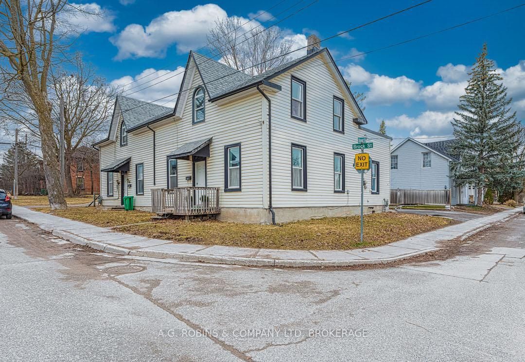 284 Brock Street Property Photo 1