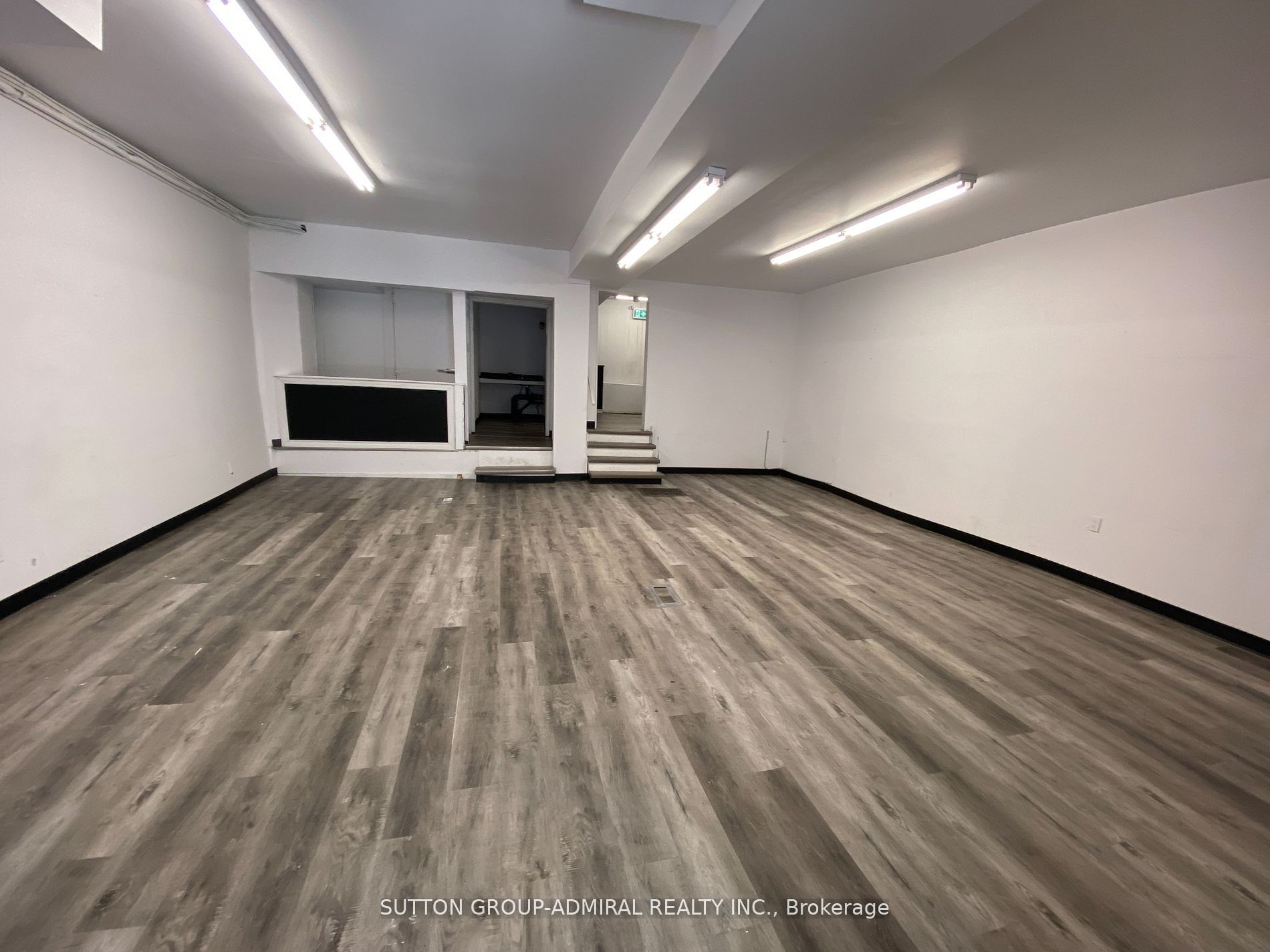 295 James Street Property Photo 12