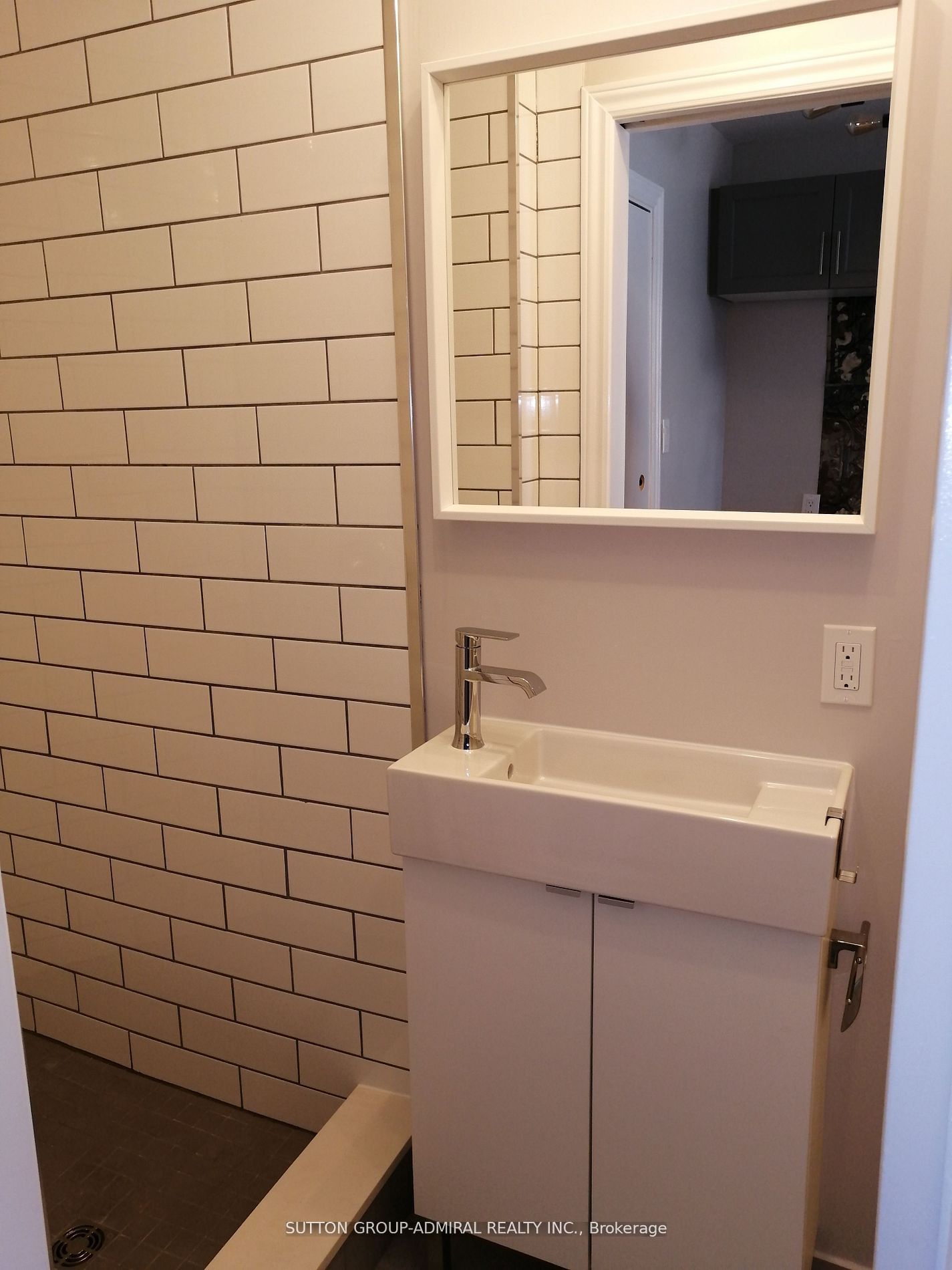 295 James Street Property Photo 29