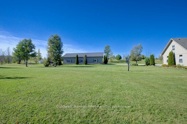 345366 2nd Concession Property Photo 32