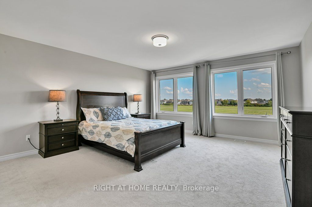 844 Snowdrop Crescent Property Photo 18