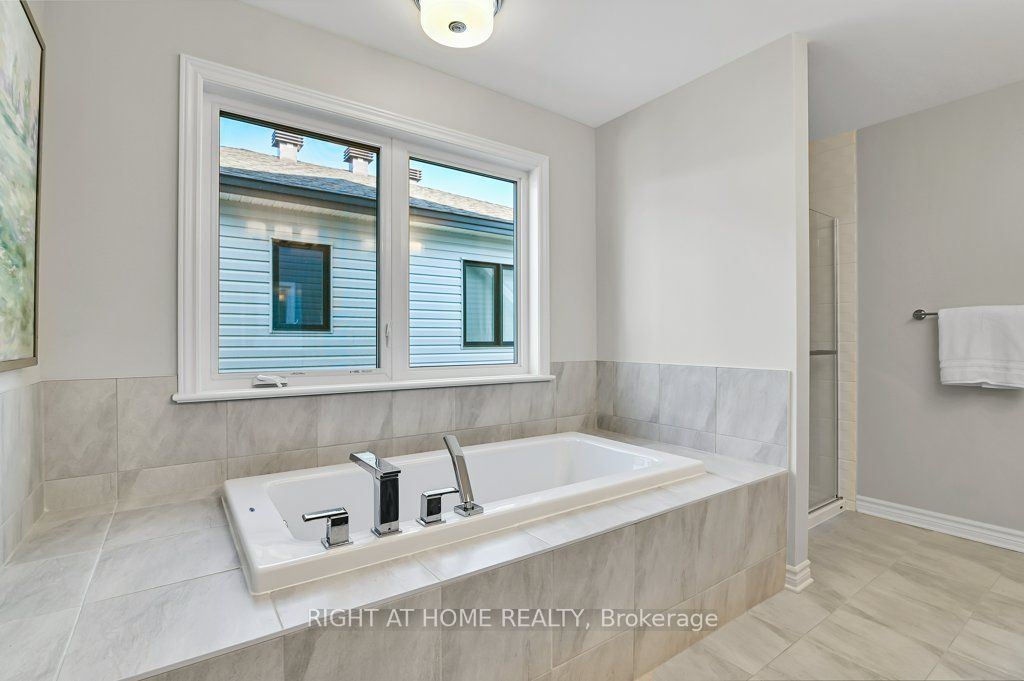 844 Snowdrop Crescent Property Photo 20