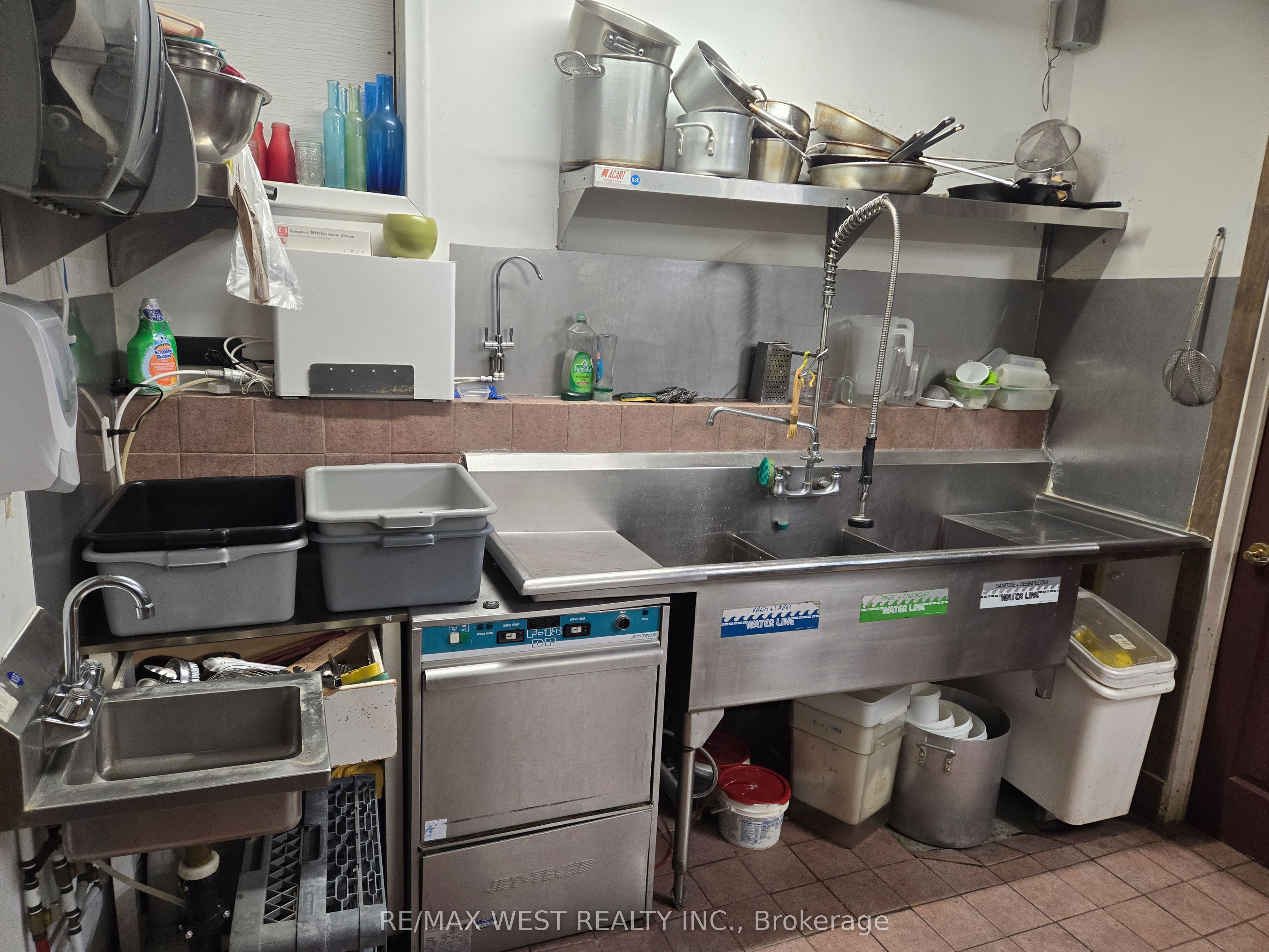 #103 - 138 Main Street Property Photo 9