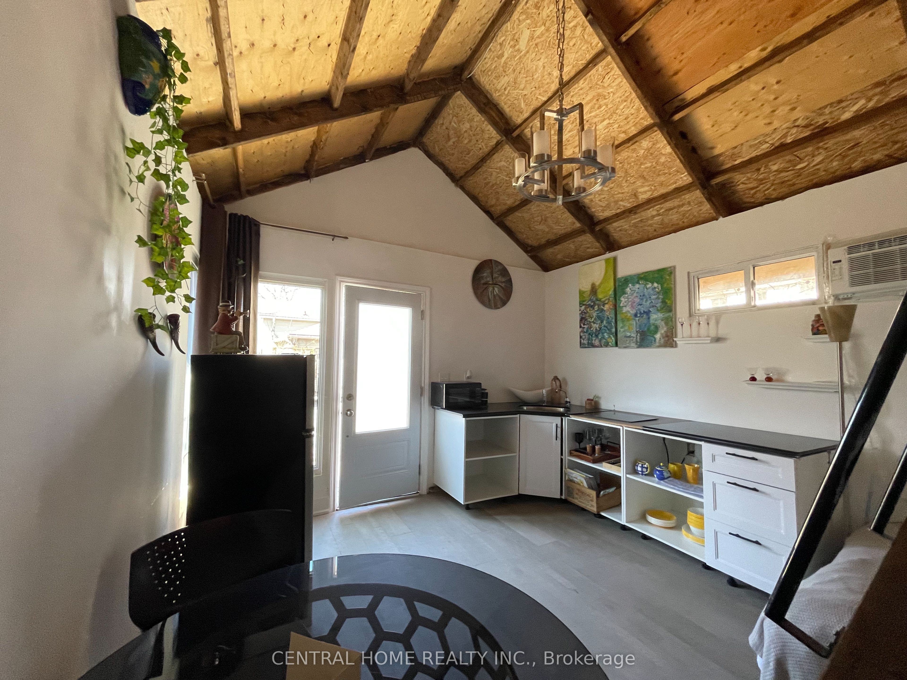 6068 Drummond Road Property Photo 21