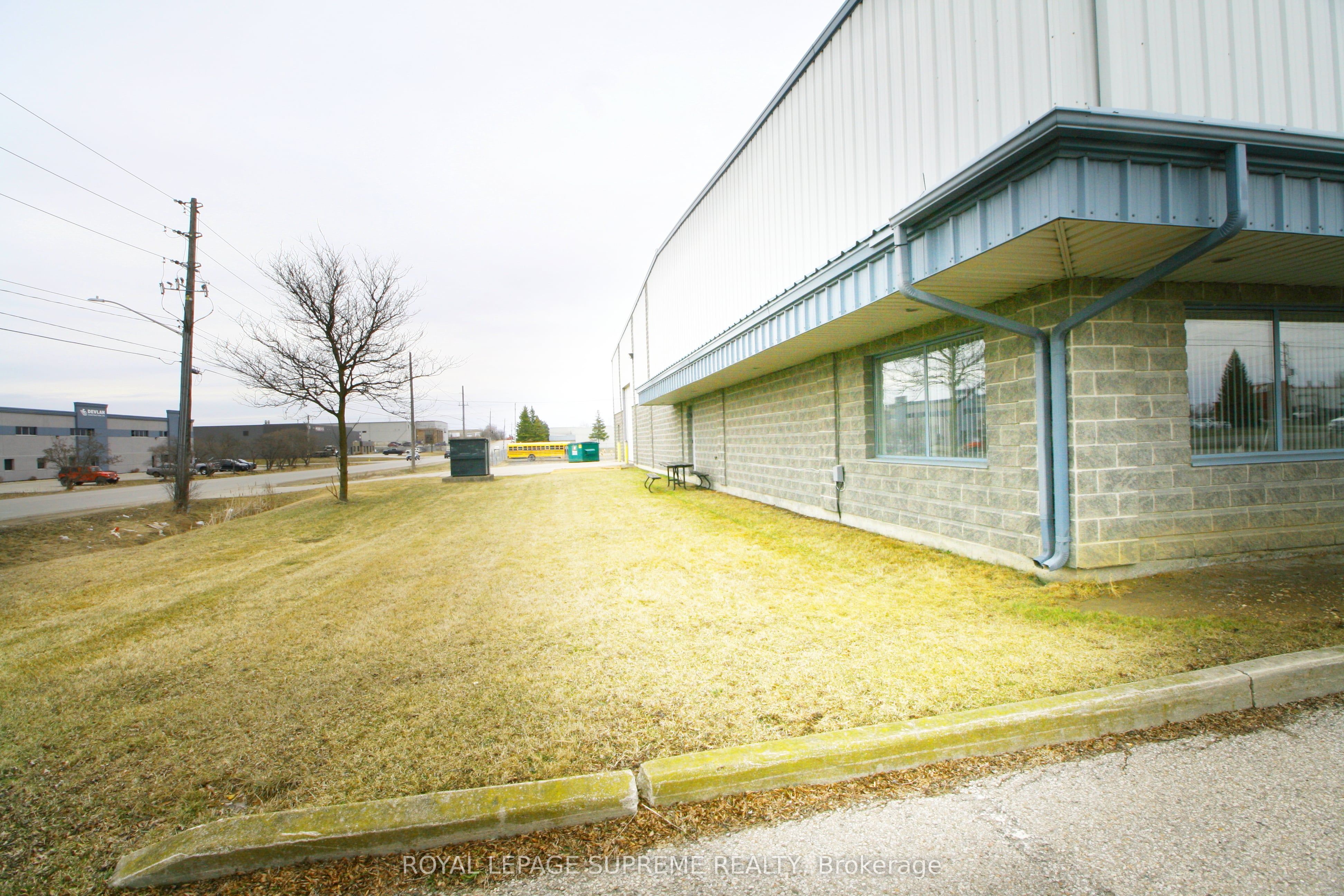 #unit 2 - 785 Imperial Road Property Photo 3