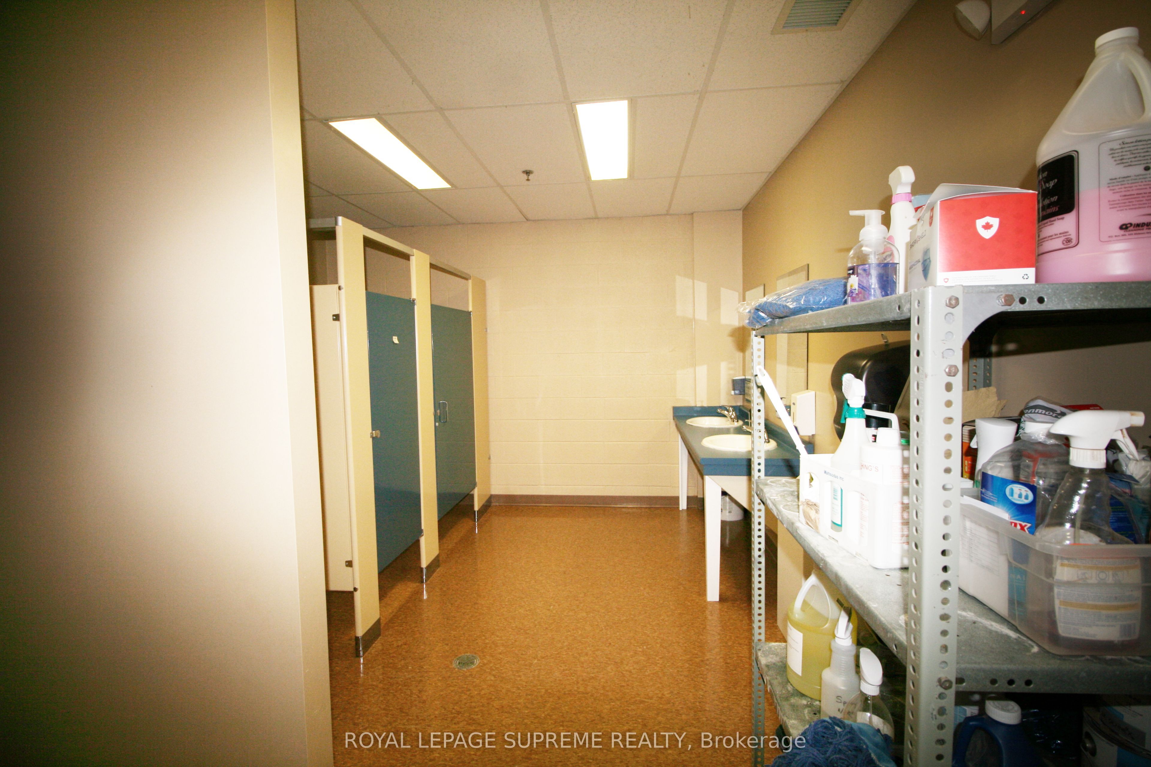 #unit 2 - 785 Imperial Road Property Photo 28