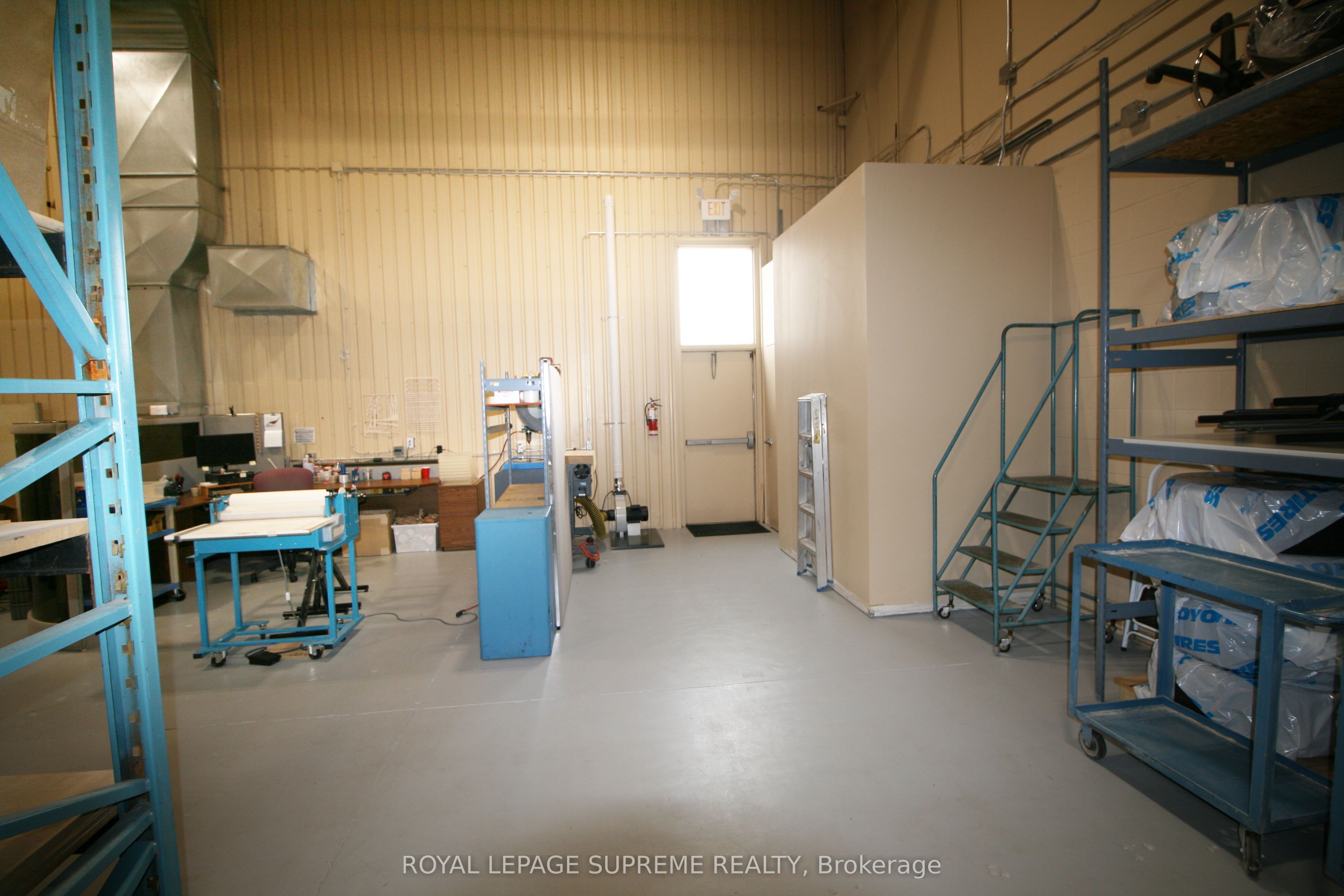 #unit 2 - 785 Imperial Road Property Photo 32