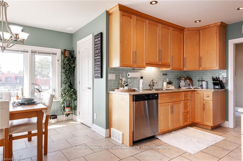 152 St Patrick Street Property Photo 10