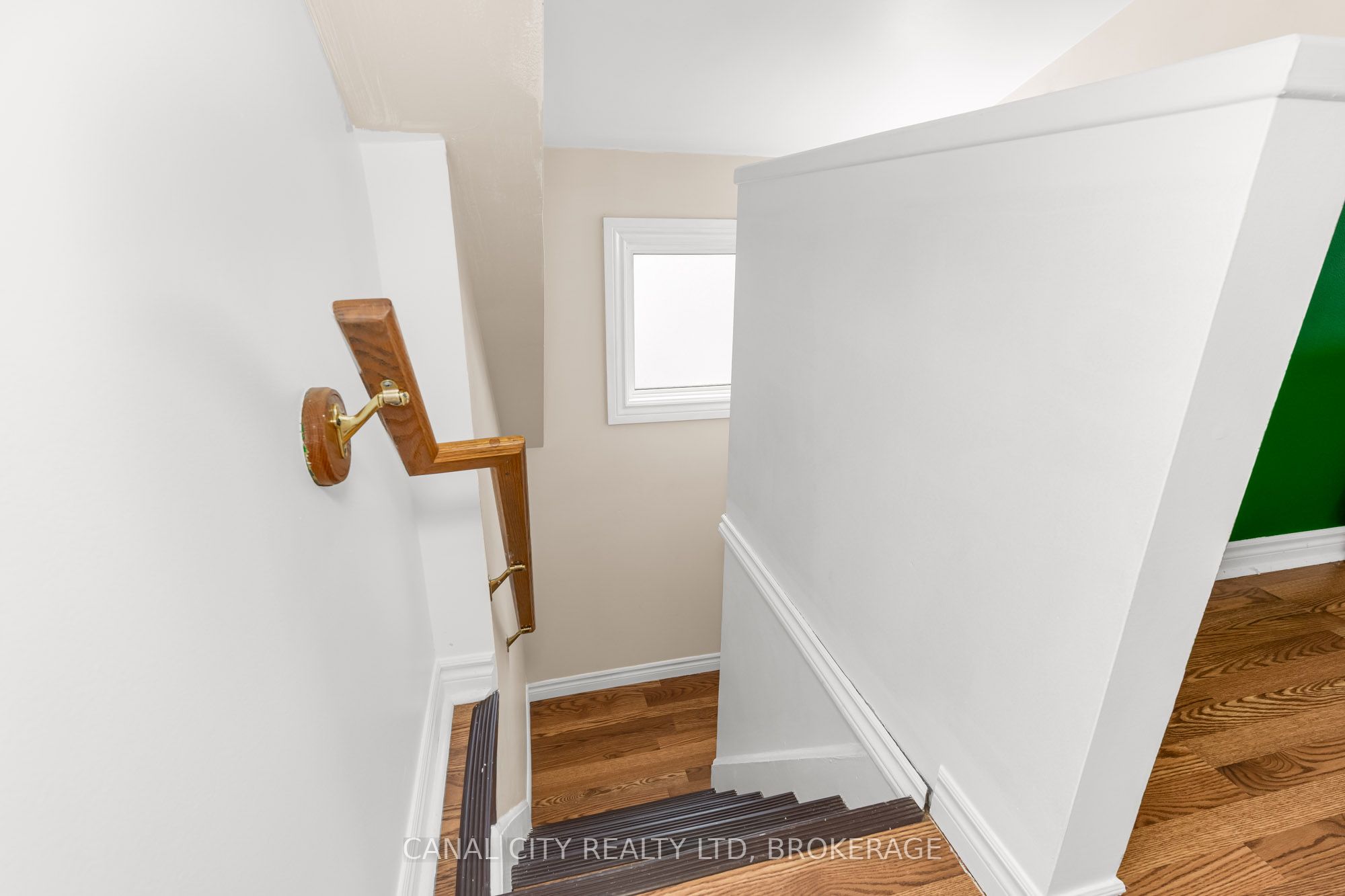 51 Pine Street S Property Photo 15