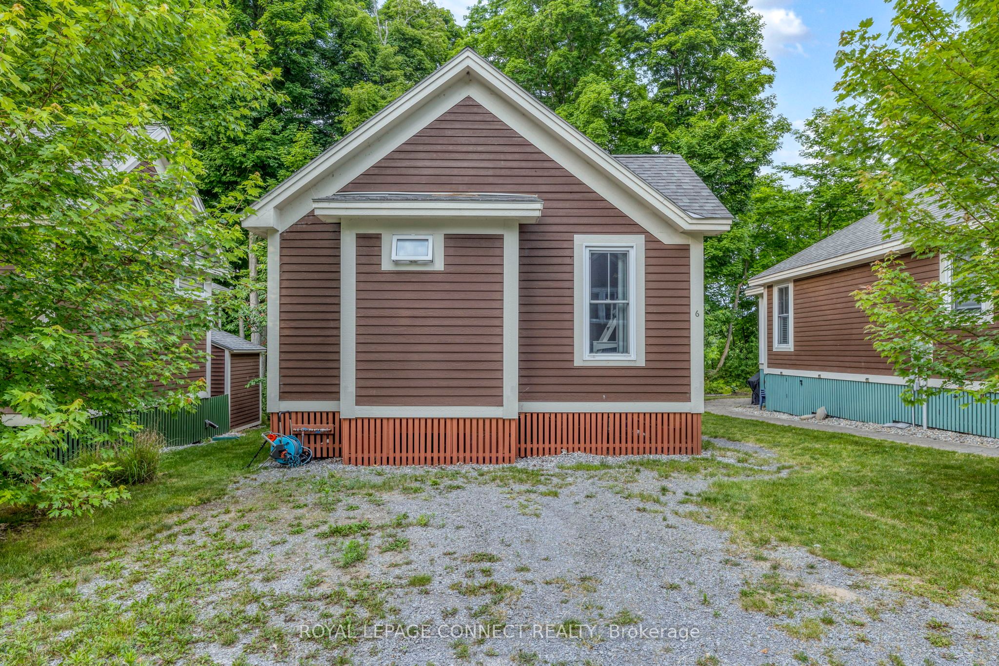 #143 - 6 Farm View Lane Property Photo 3