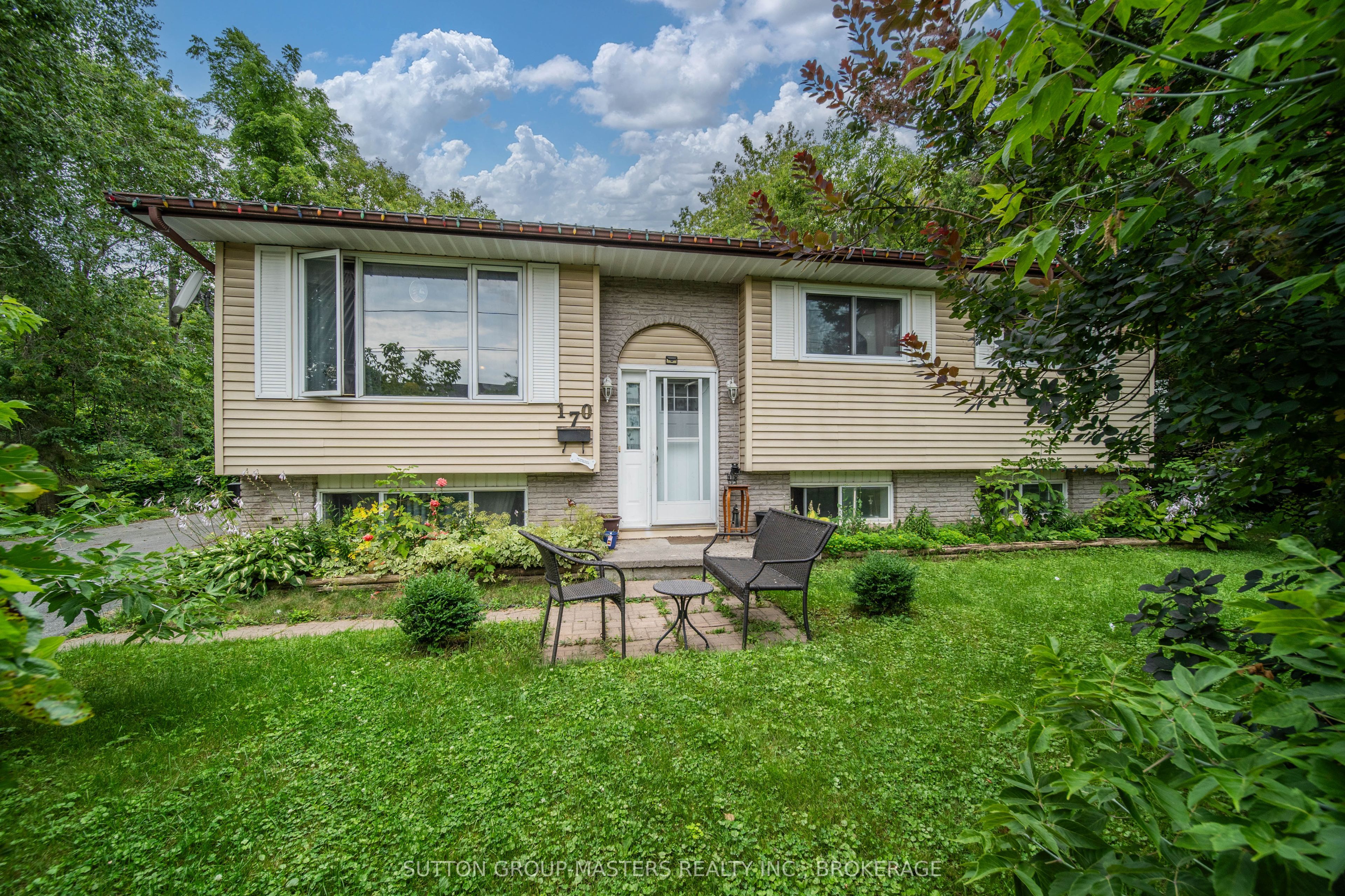 170 Camden Road Property Photo 2