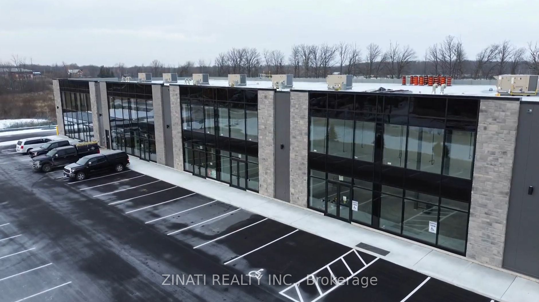 #unit 2 - 51 Roe Street Property Photo 12