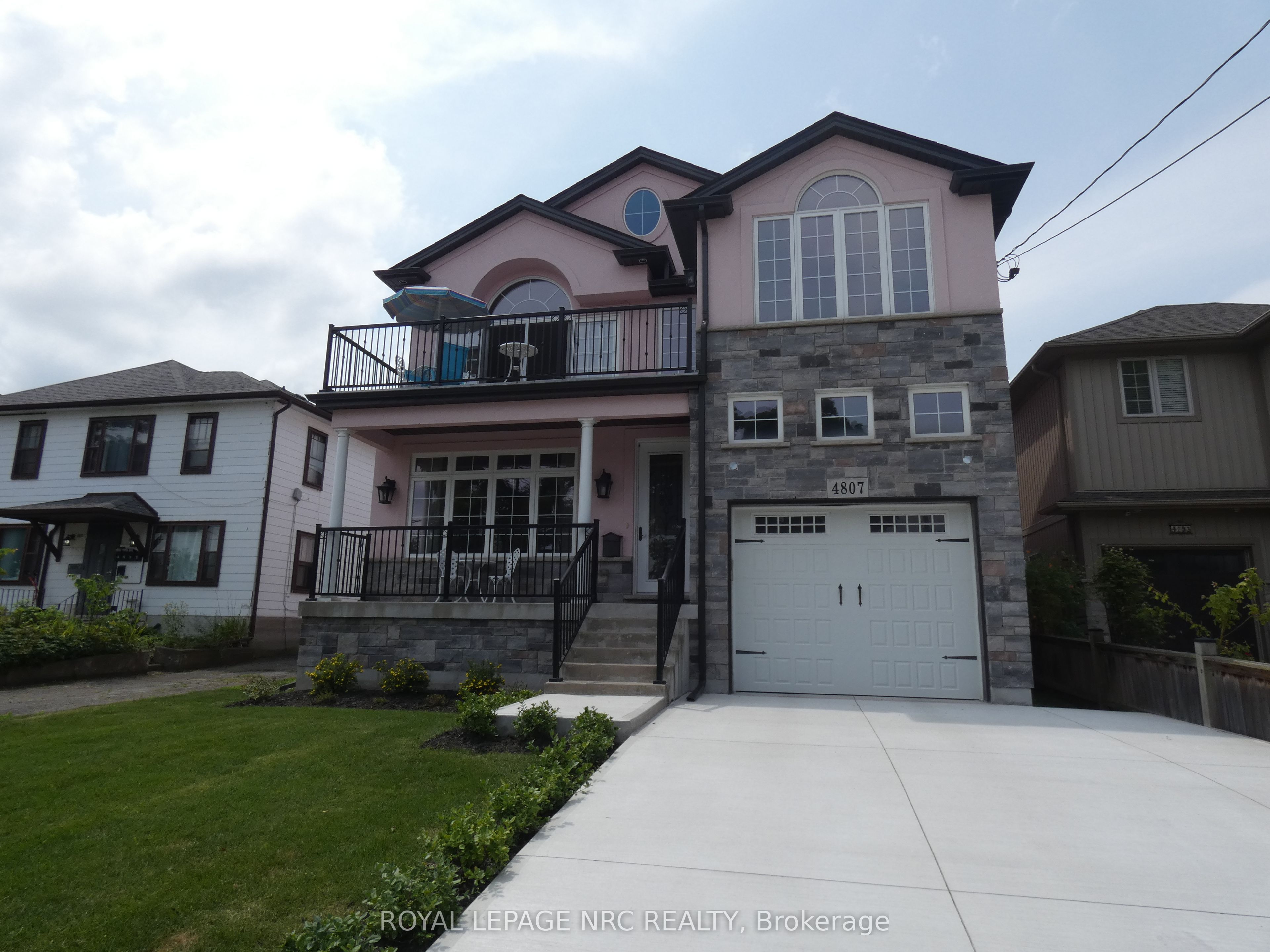 4807 Zimmerman Avenue Property Photo 1