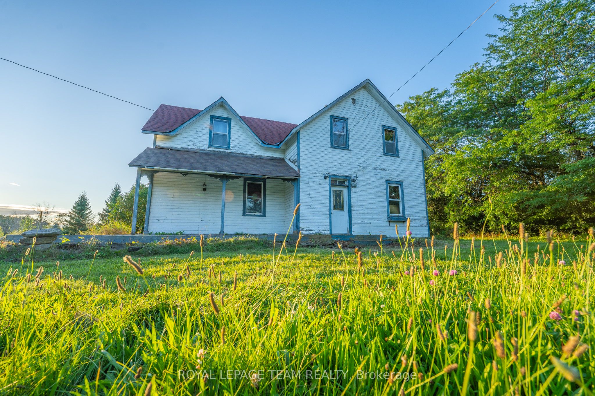 1102 Perth Road Property Photo