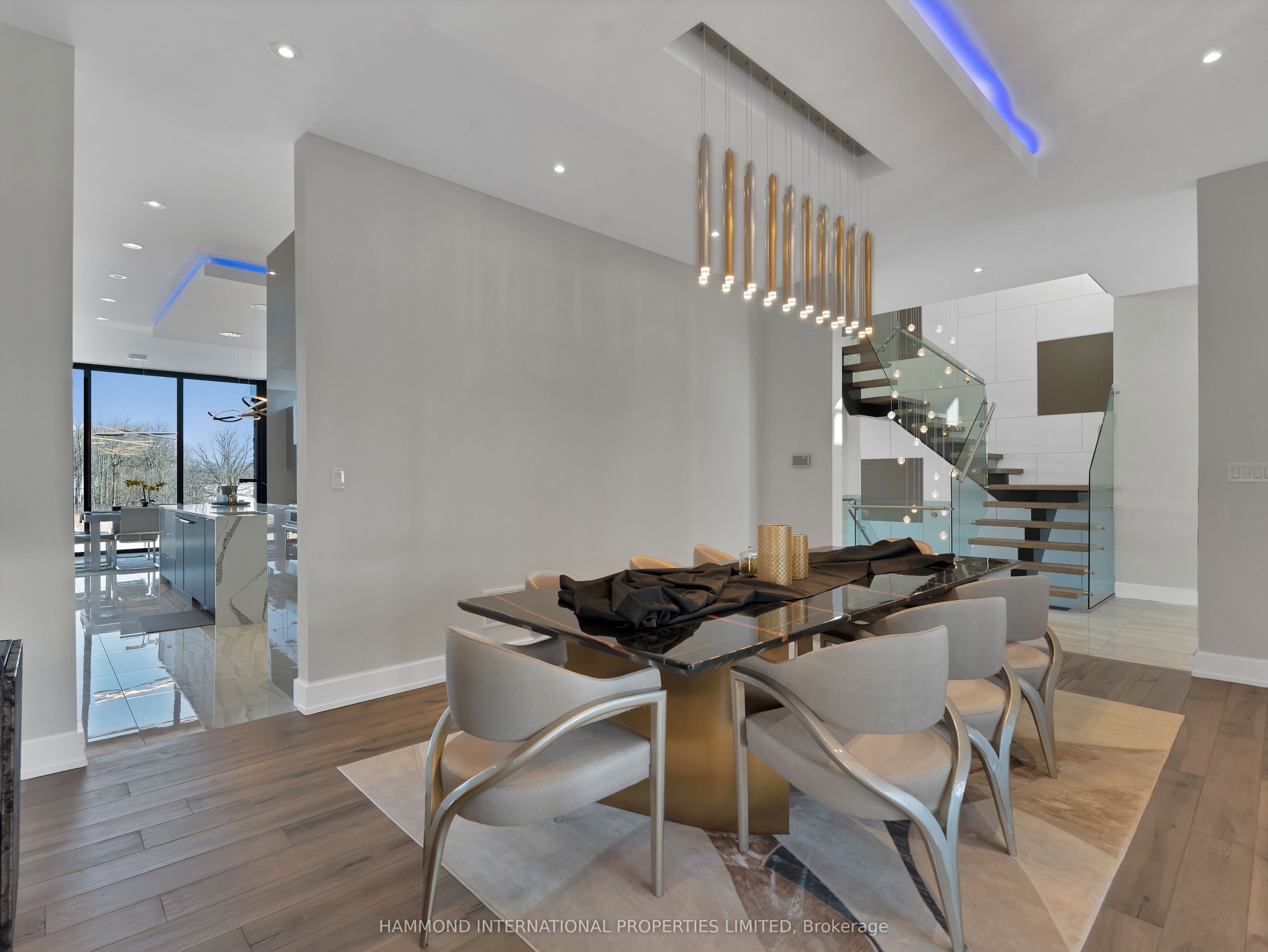 8374 Dickenson Road Property Photo 6