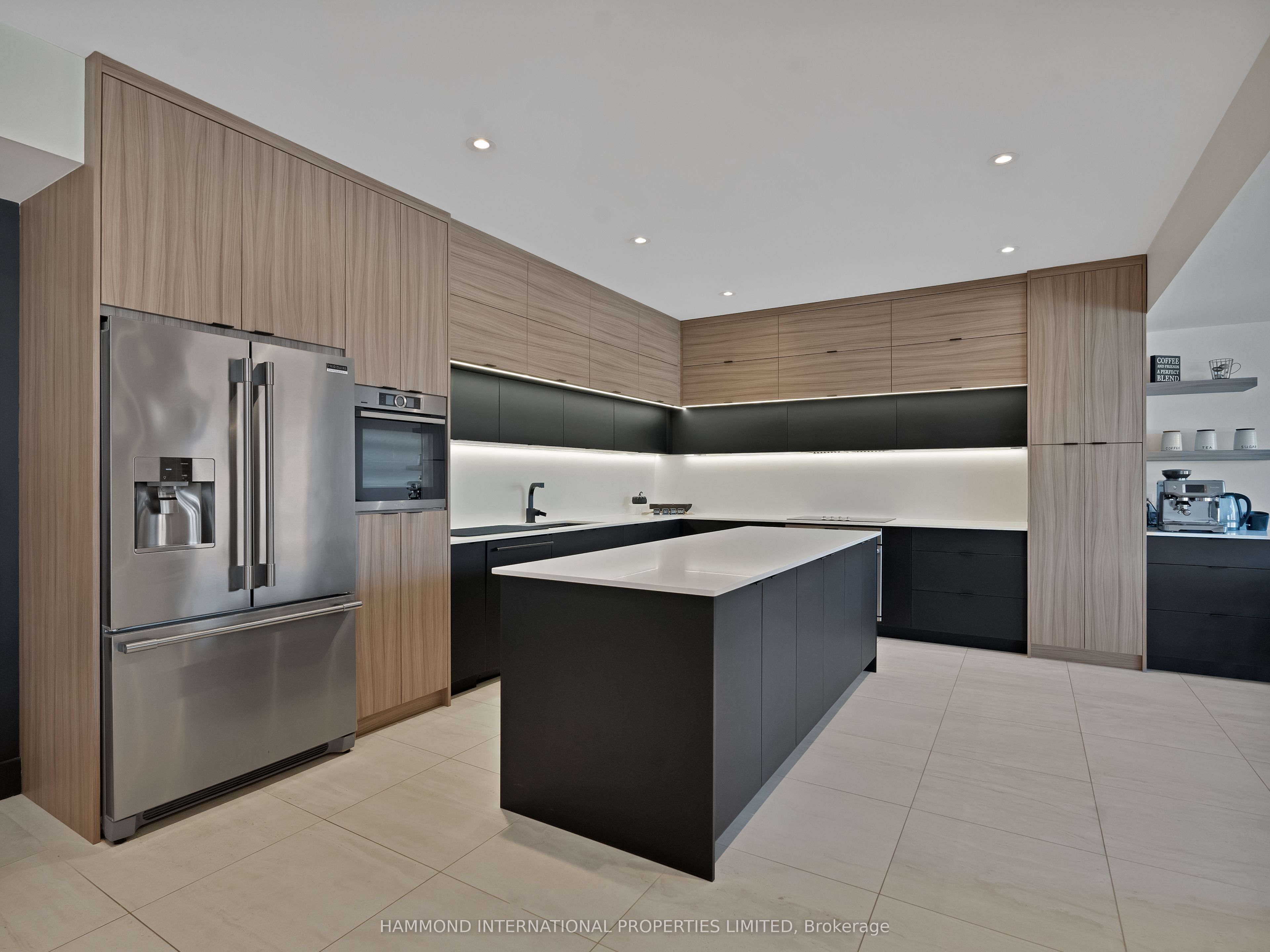 8374 Dickenson Road Property Photo 40