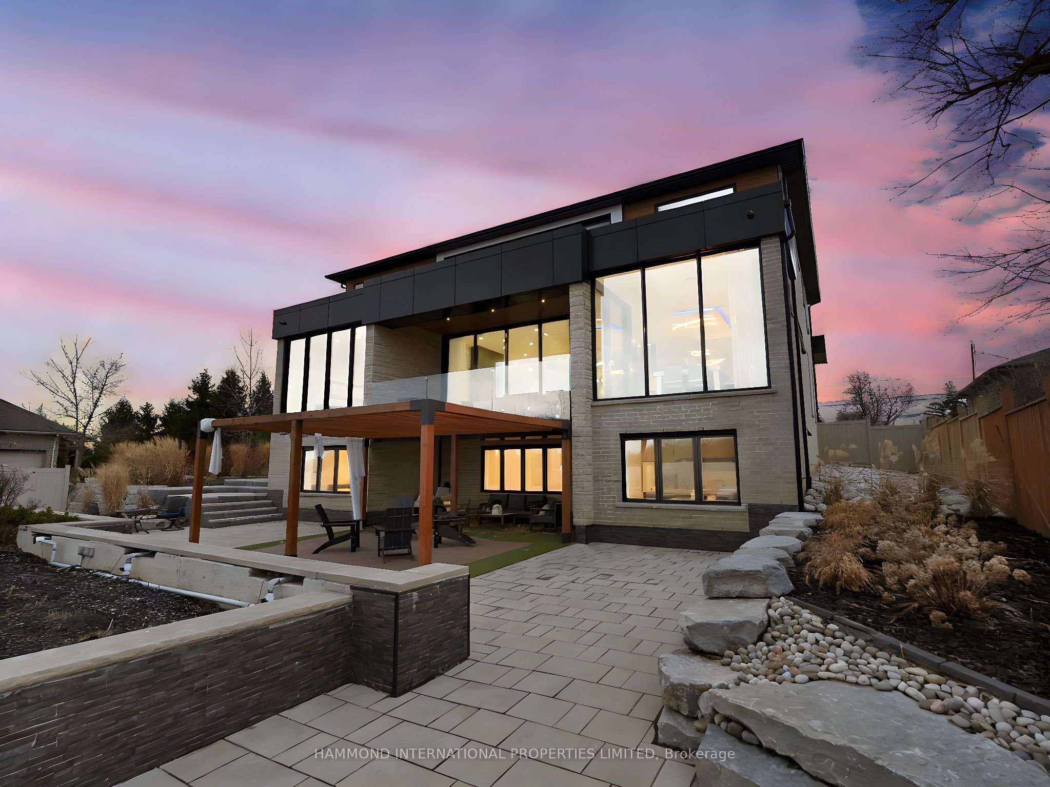 8374 Dickenson Road Property Photo 48
