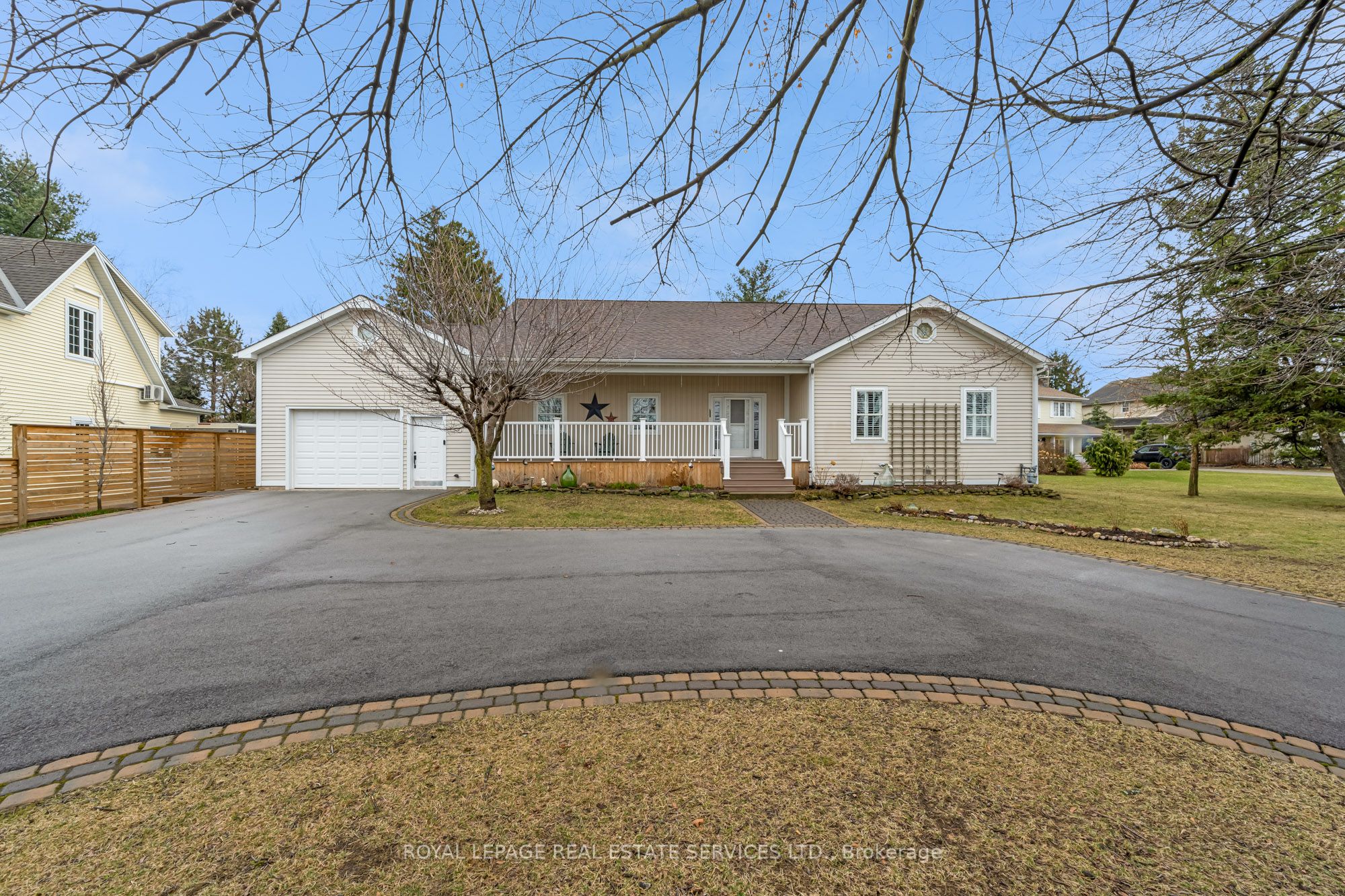 199 Niagara Street Property Photo