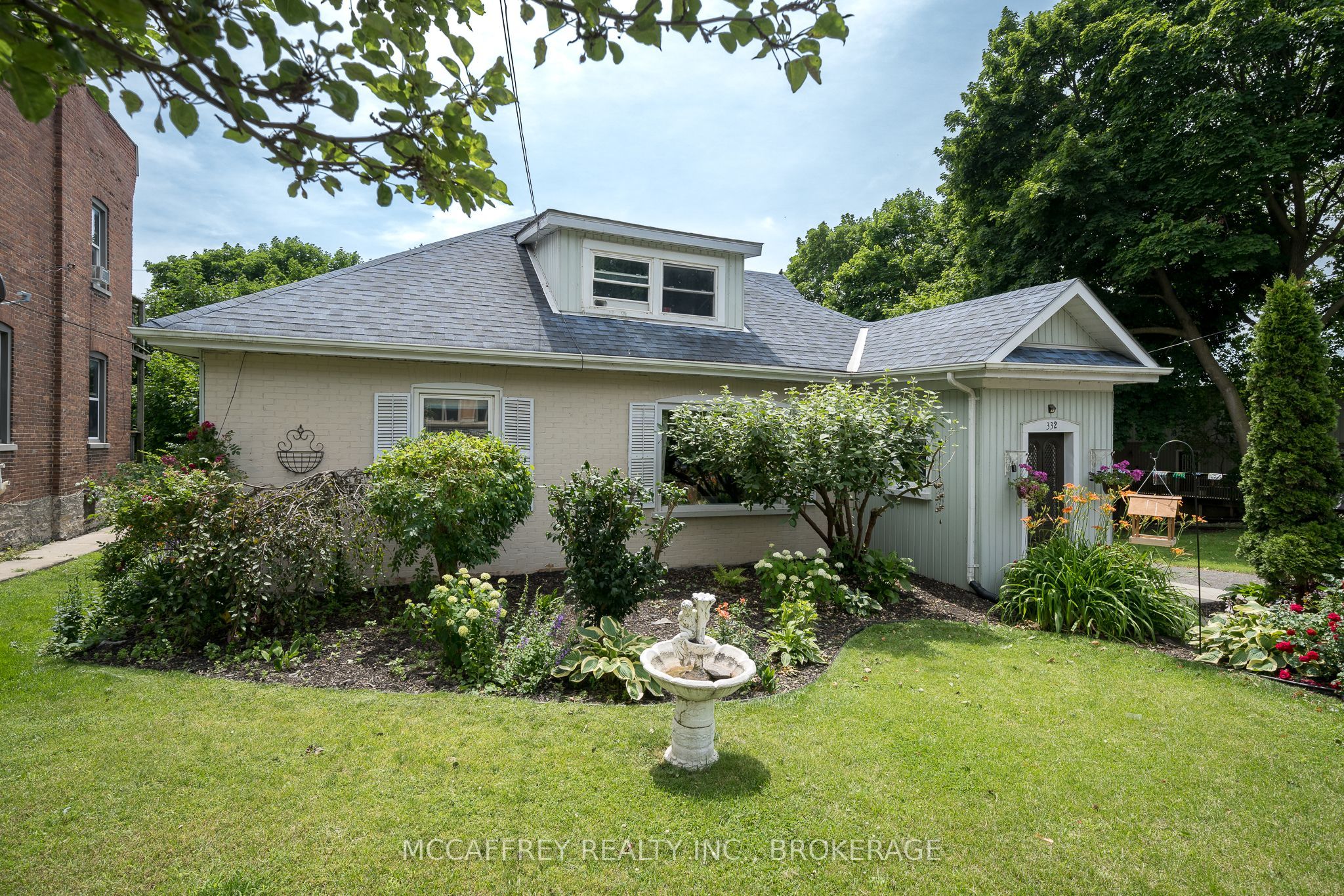 332 Main Street Property Photo