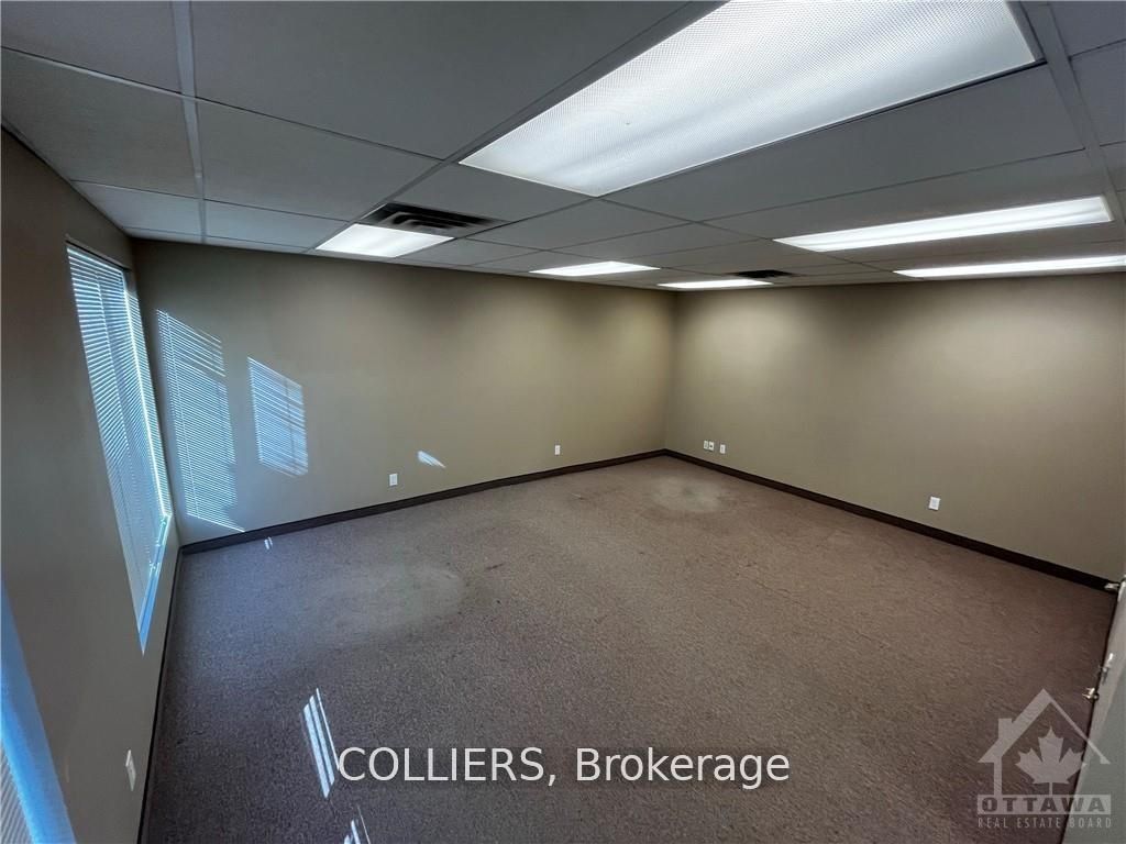 #b - 22 Jamie Avenue Property Photo 6
