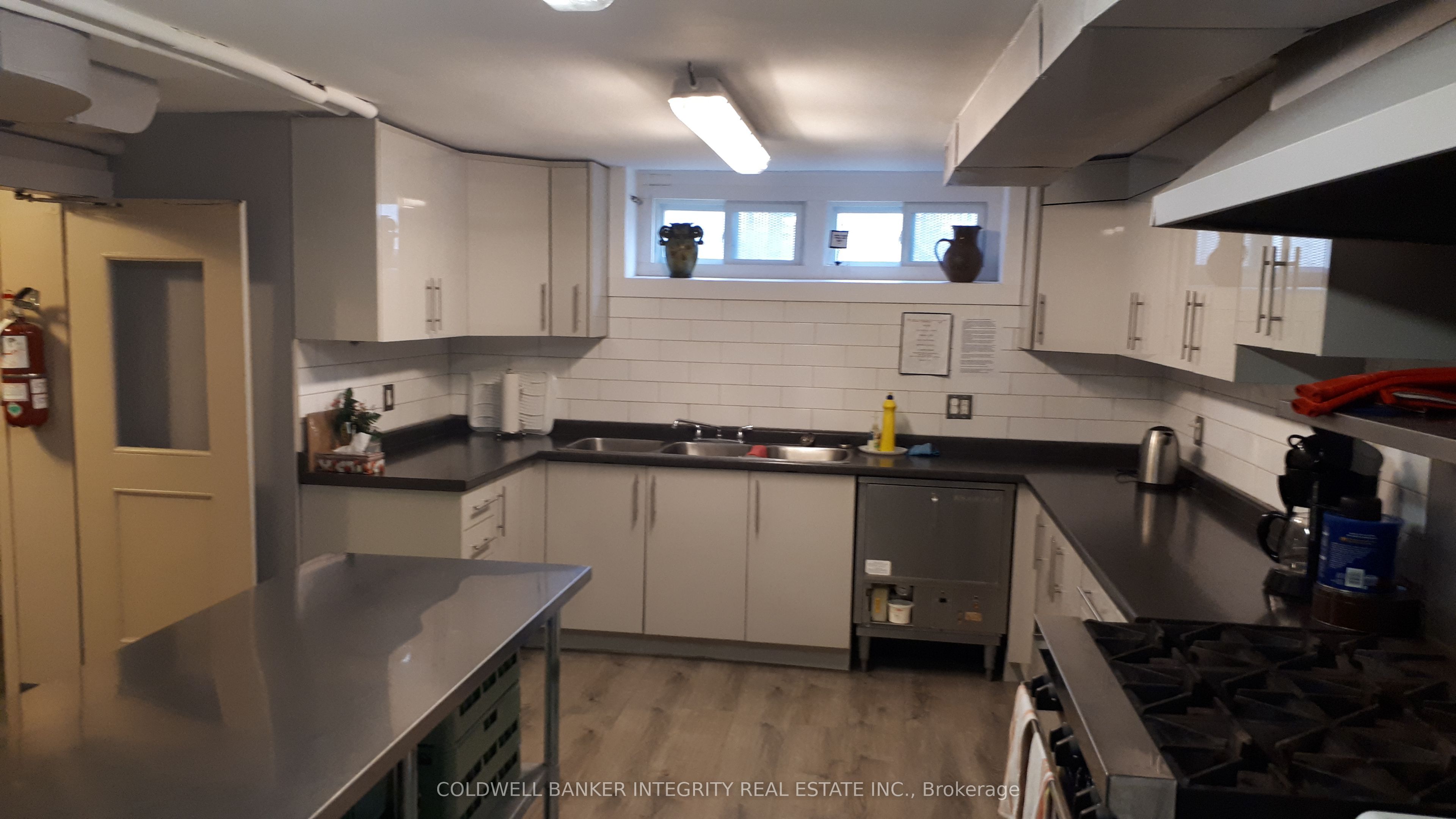 18 Victoria Avenue Property Photo 12