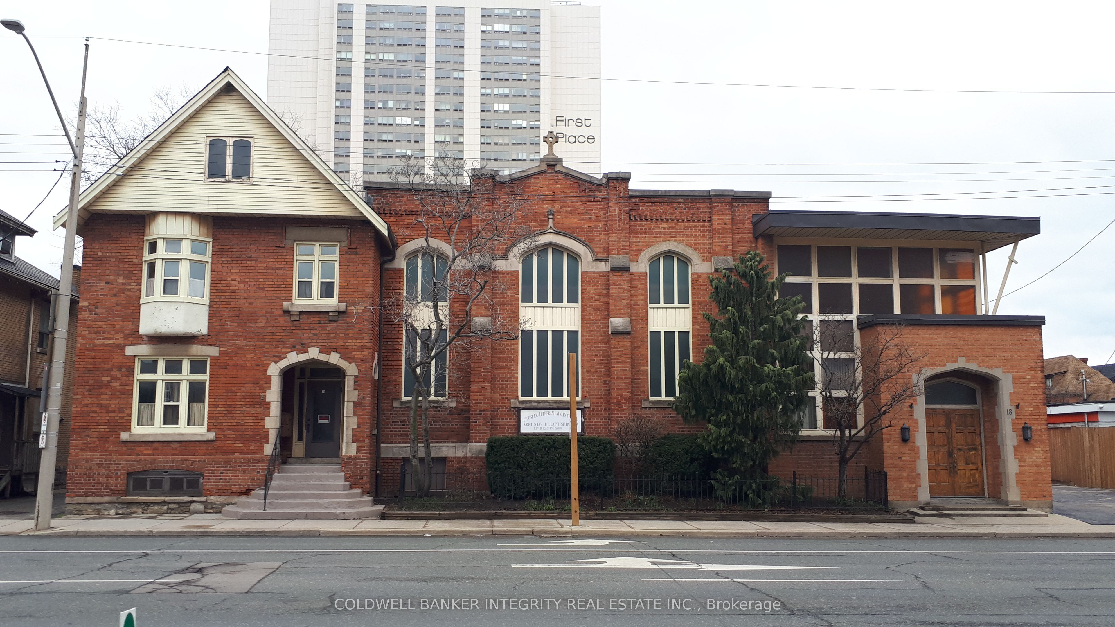 18 Victoria Avenue Property Photo 13