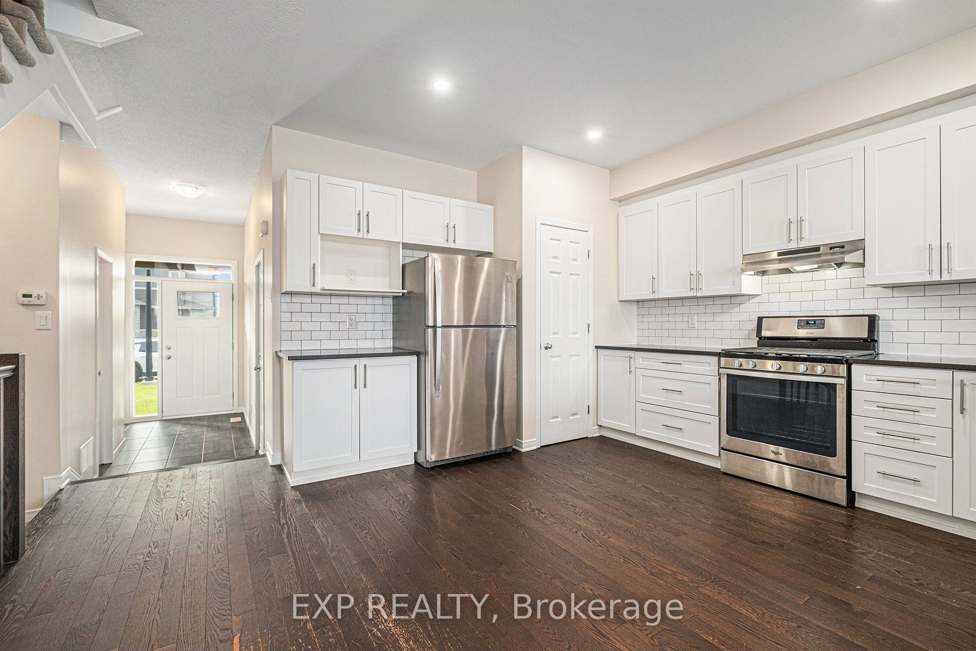 62 Riddell Street Property Photo 6