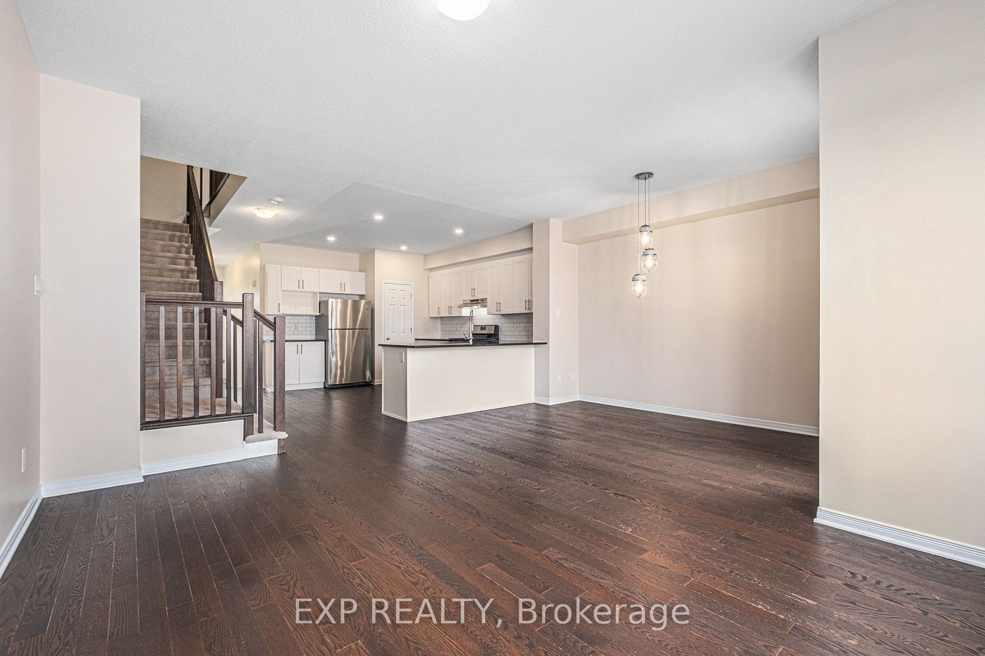 62 Riddell Street Property Photo 10