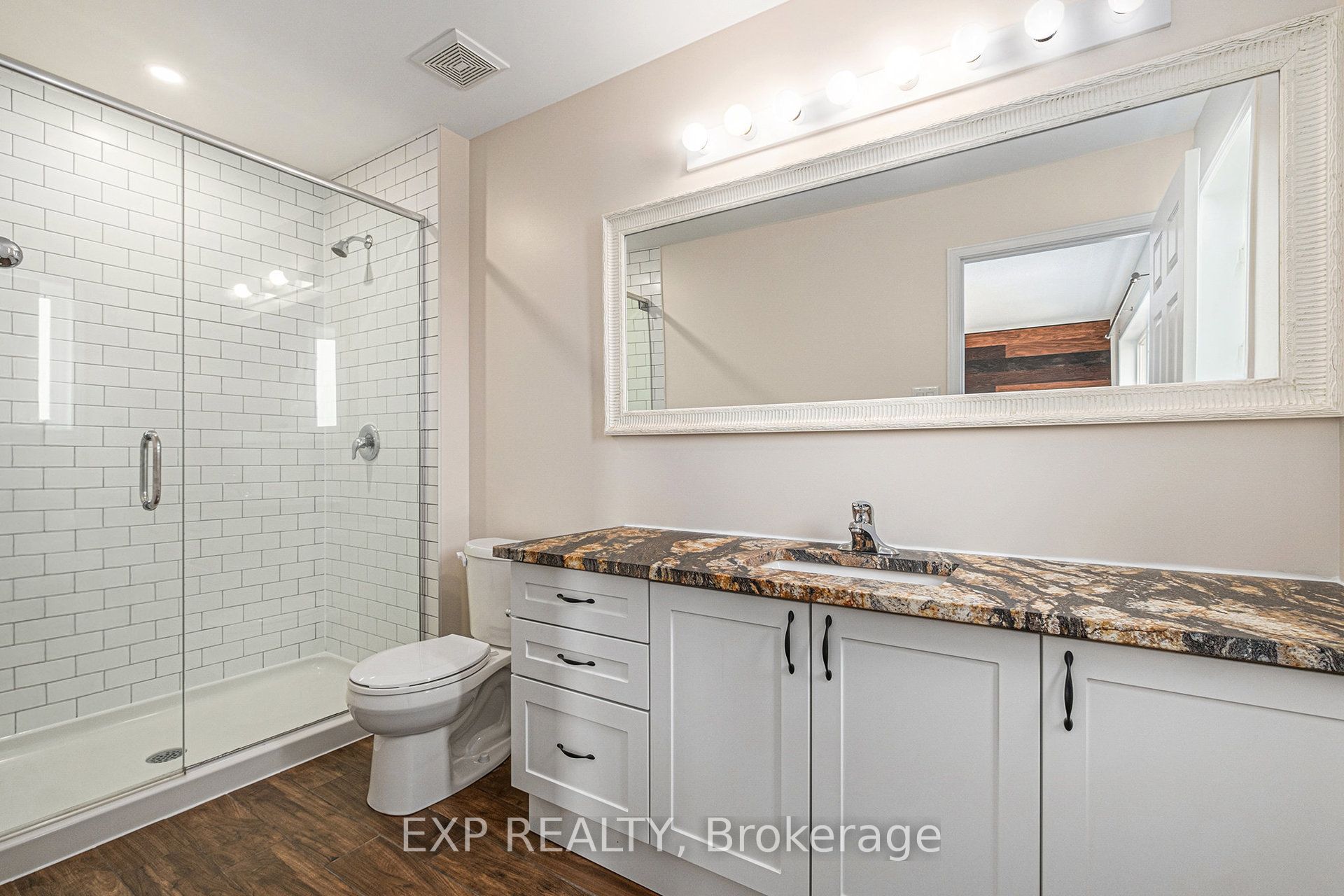 62 Riddell Street Property Photo 14