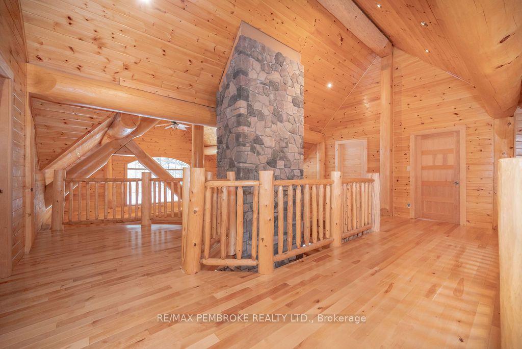 2467 Darling Road Property Photo 30