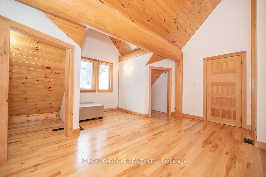 2467 Darling Road Property Photo 35