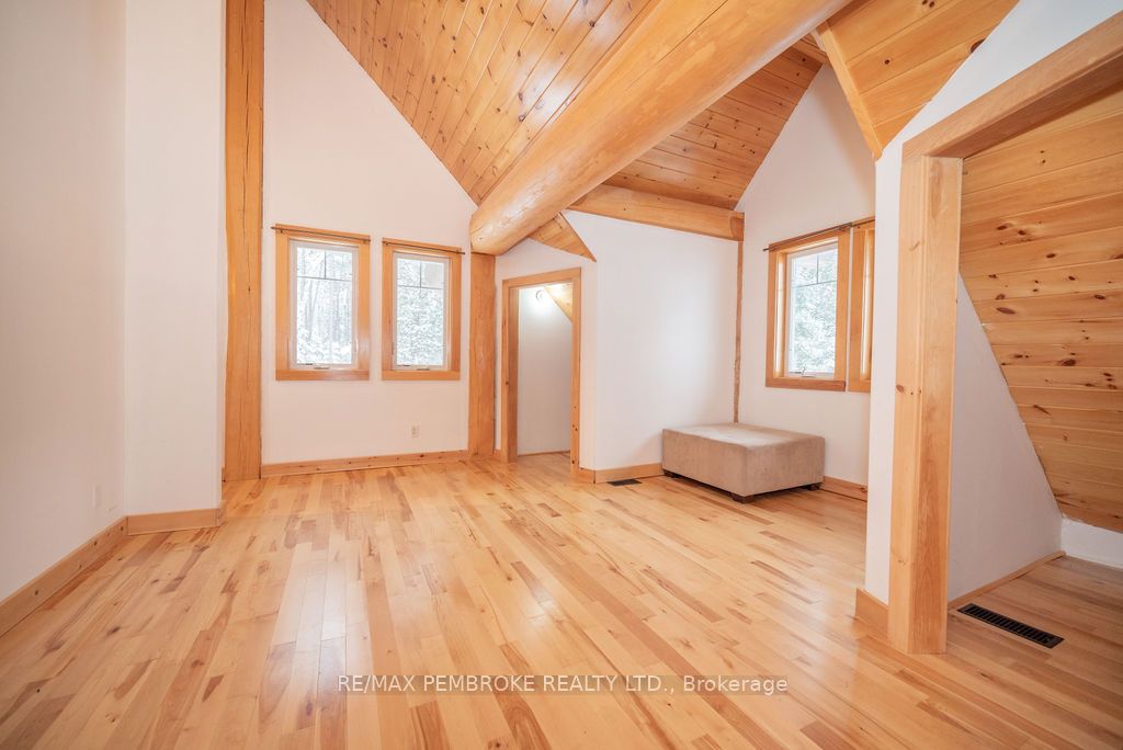 2467 Darling Road Property Photo 36