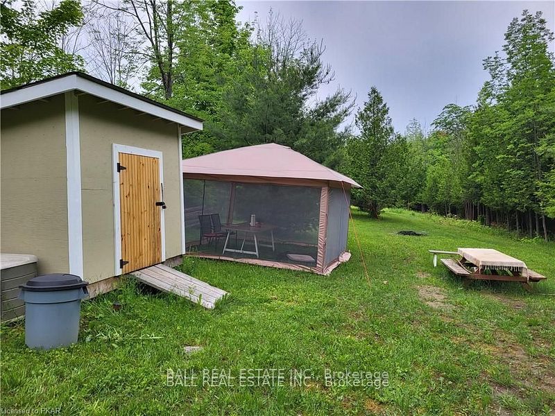81 Silver Heights Drive Property Photo 9