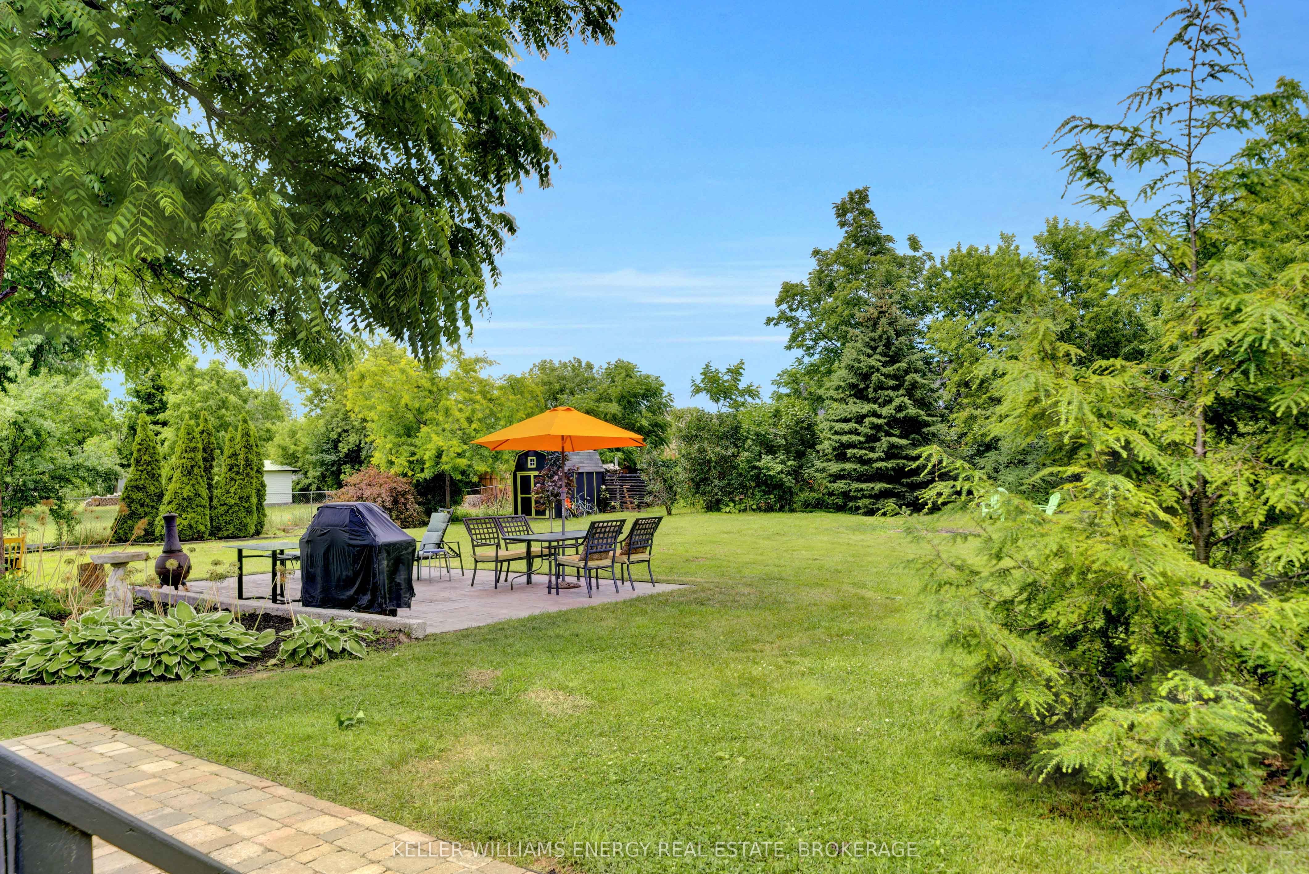 16 Squires Street Property Photo 2