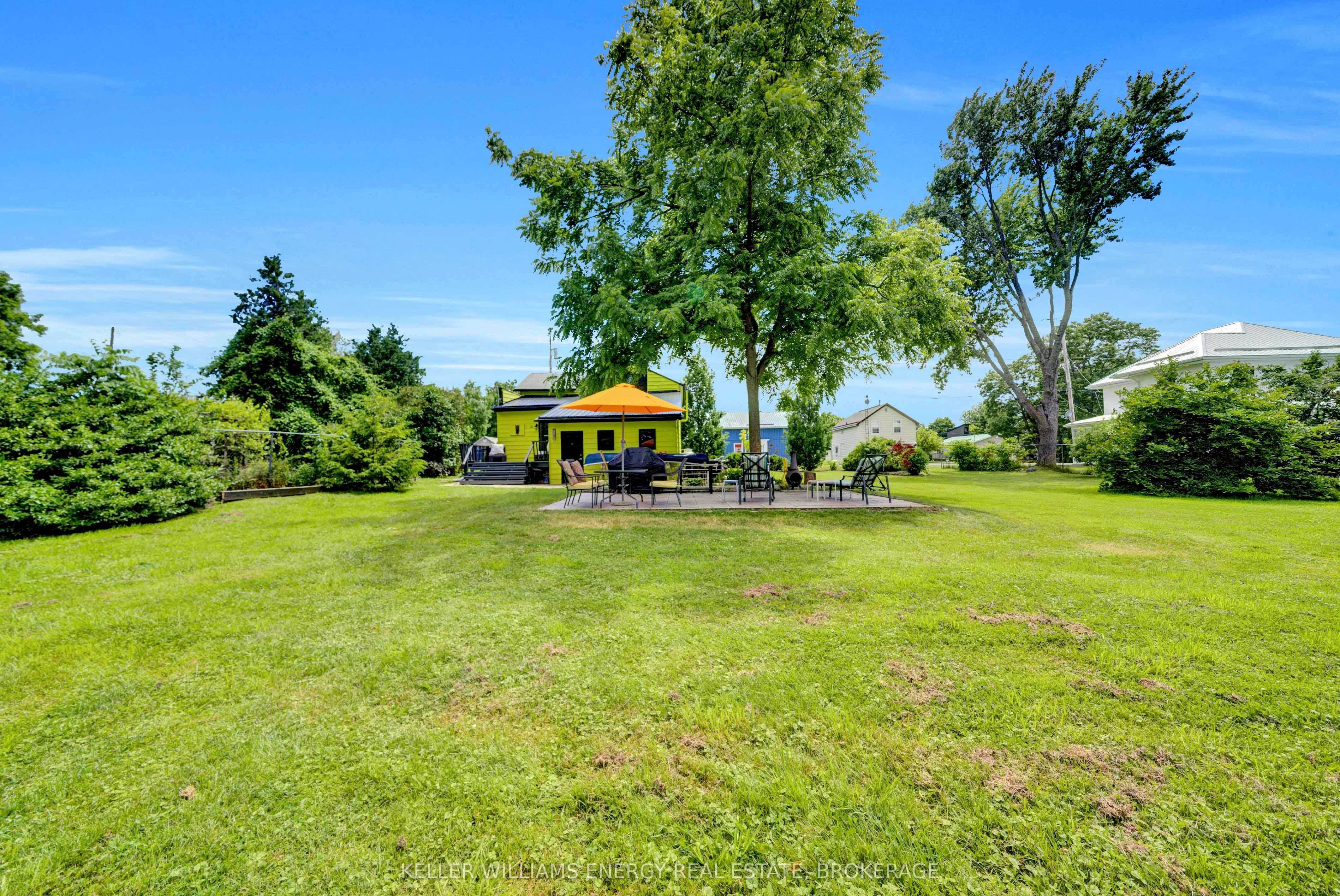 16 Squires Street Property Photo 6